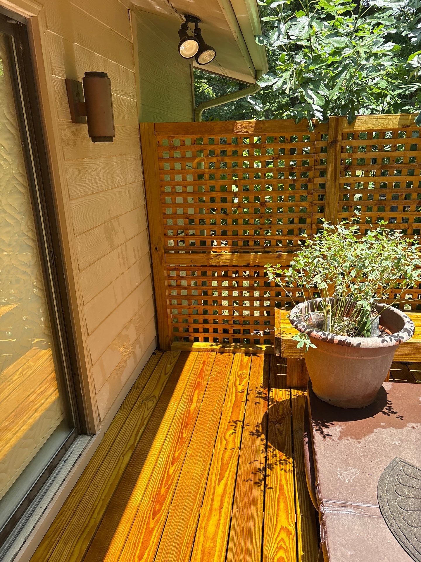 Deck using Wood Sealant by DuraSeal