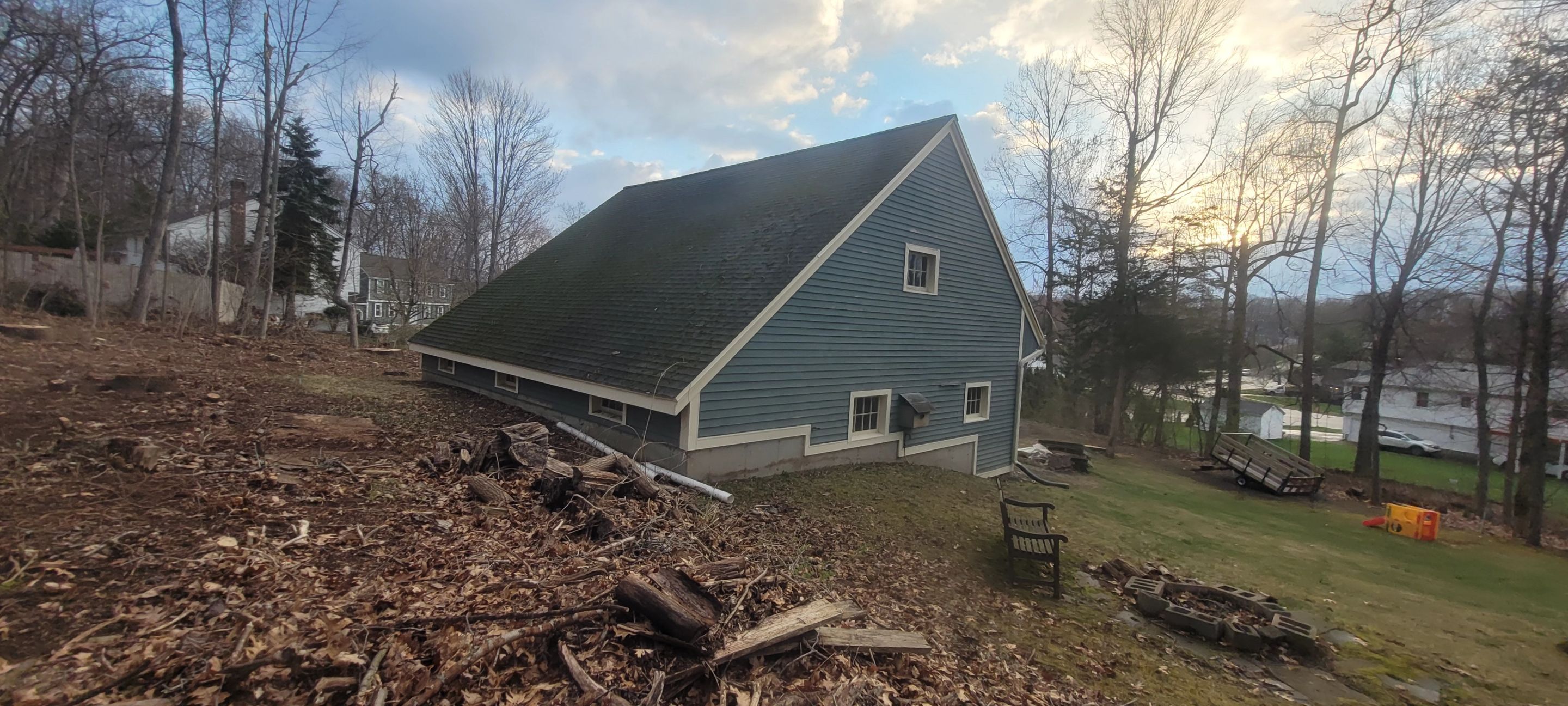 Flawless combination of style and strength; a brand new asphalt shingled roof by DiGiorgi by DiGiorgi Roofing and Siding Inc