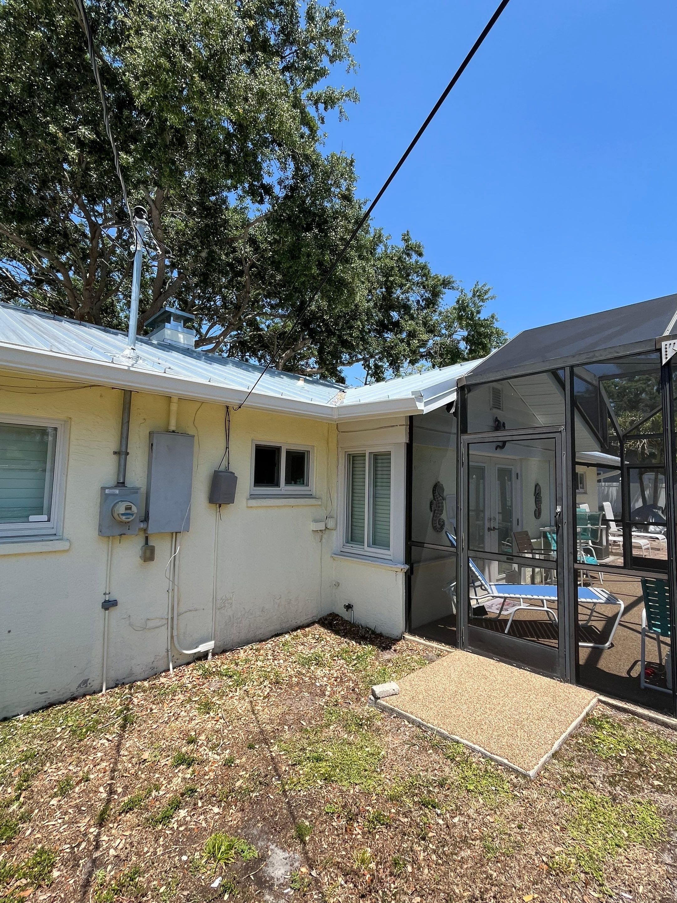 Soffit and Fascia Installation in Sarasota FL by Gutter Professors