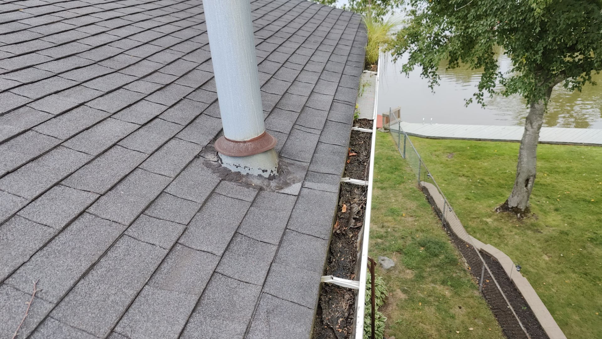 Roof Replacement using Owens Corning Onyx Black by 180 Contractors