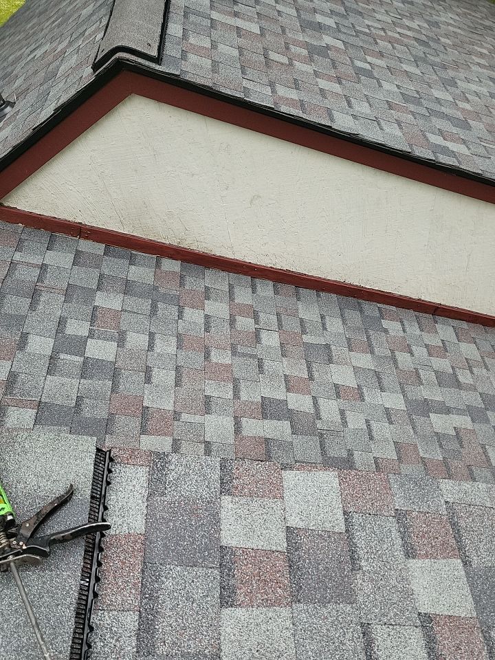 ATLAS PINNACLE HP W/SCOTCHGARD COLOR: SUMMER STORM  by Eagle Eye Roofing