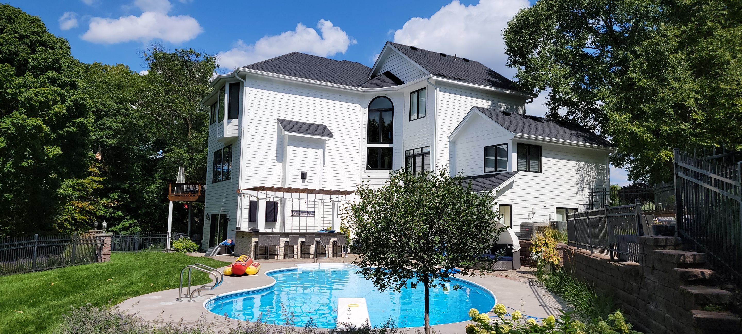 Residential Roofing Installation using Certainteed Landmark Moire Black by MODERN EXTERIOR SYSTEMS