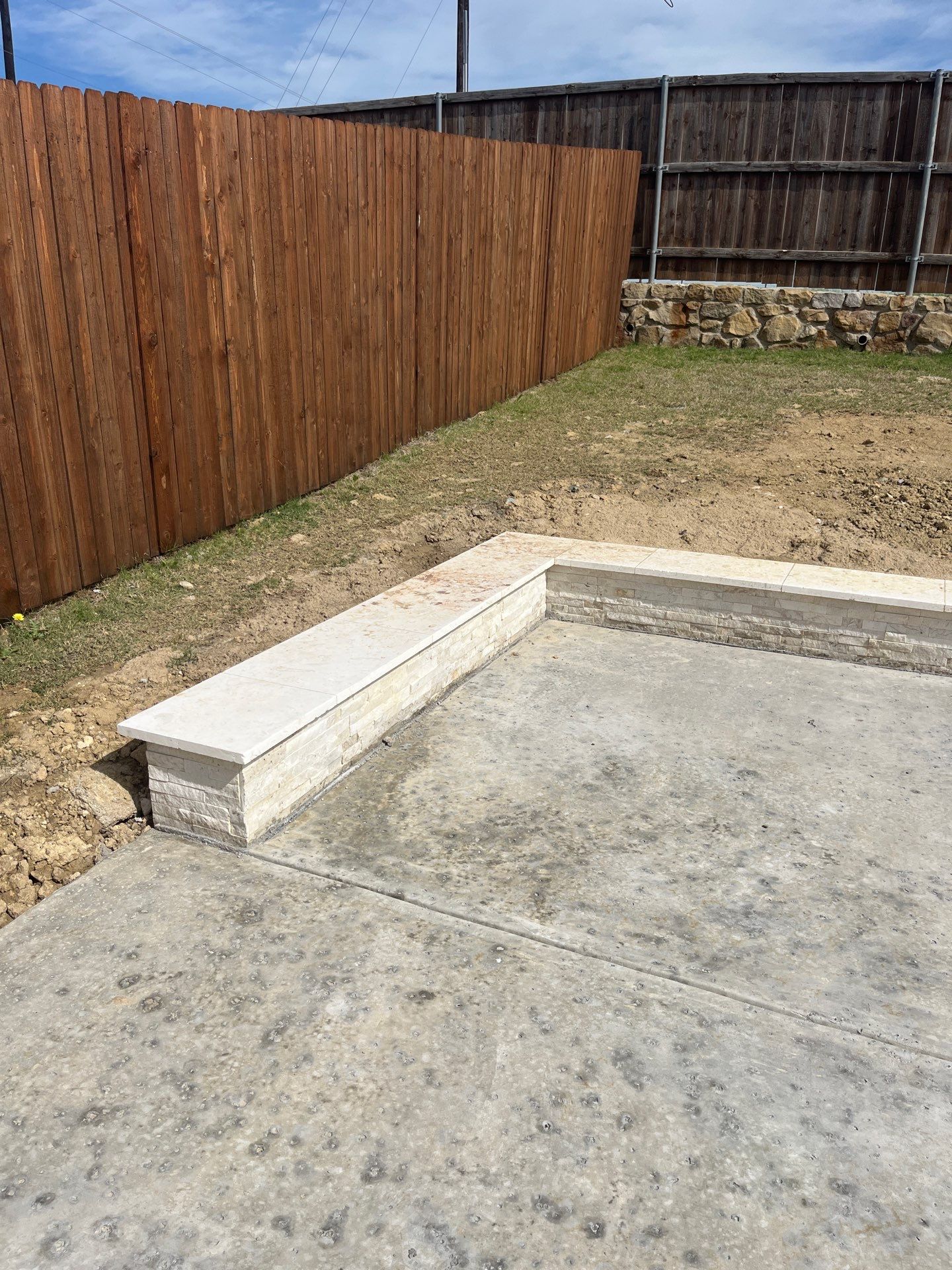 Geometric Pool with Raised Water Feature Wall by Pinnacle Pools and Spas - DFW