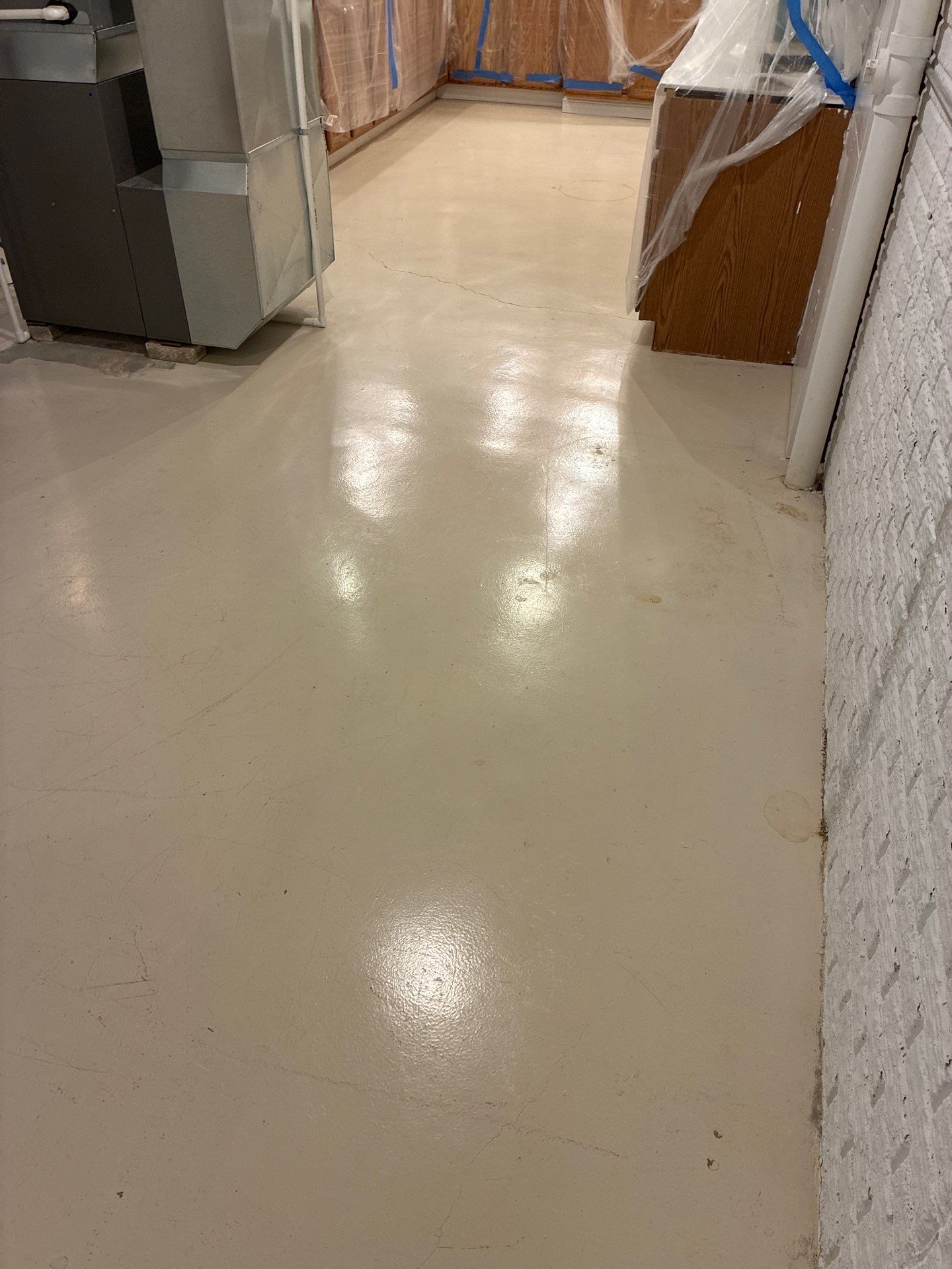 Full Residential Garage Floor Coating in Des Moines by Revival Concrete Coatings