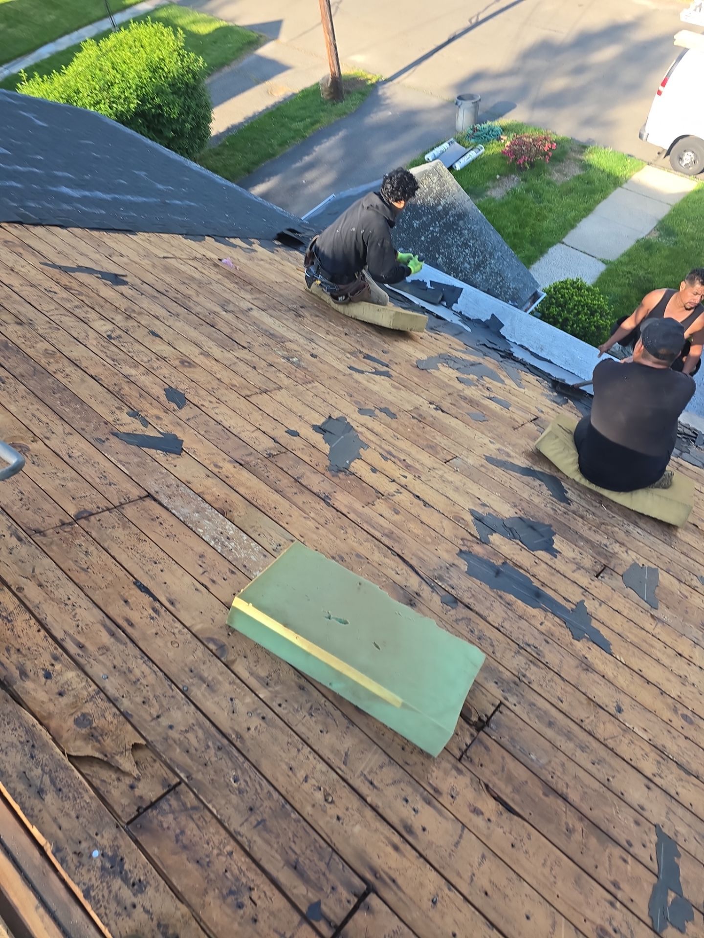 Residential Roof Replacement With Owens Corning Shingles in Stratford, CT by A Plus Exterior