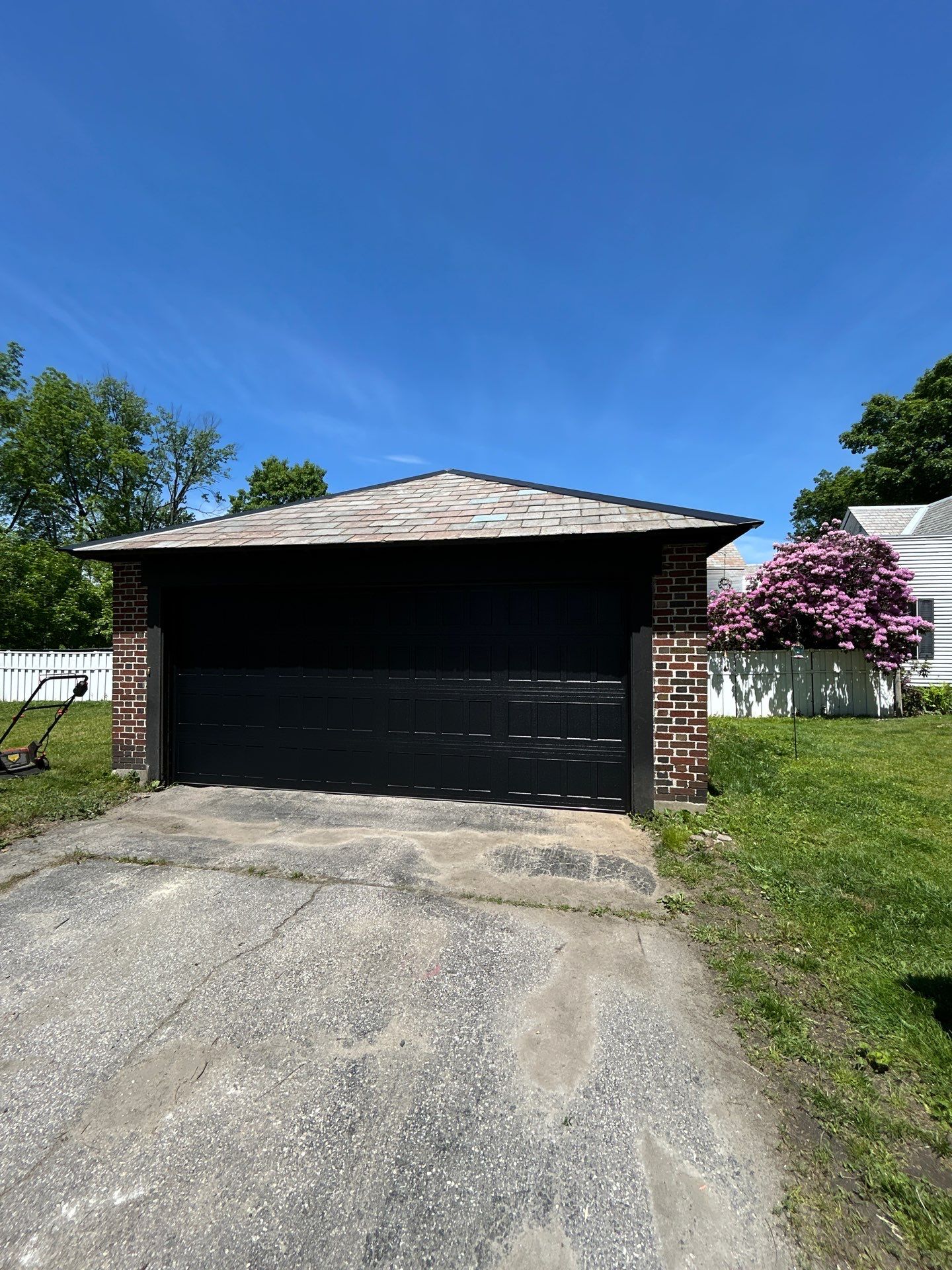 Door Installation using Raynor Encore Garage Door by Keene Door