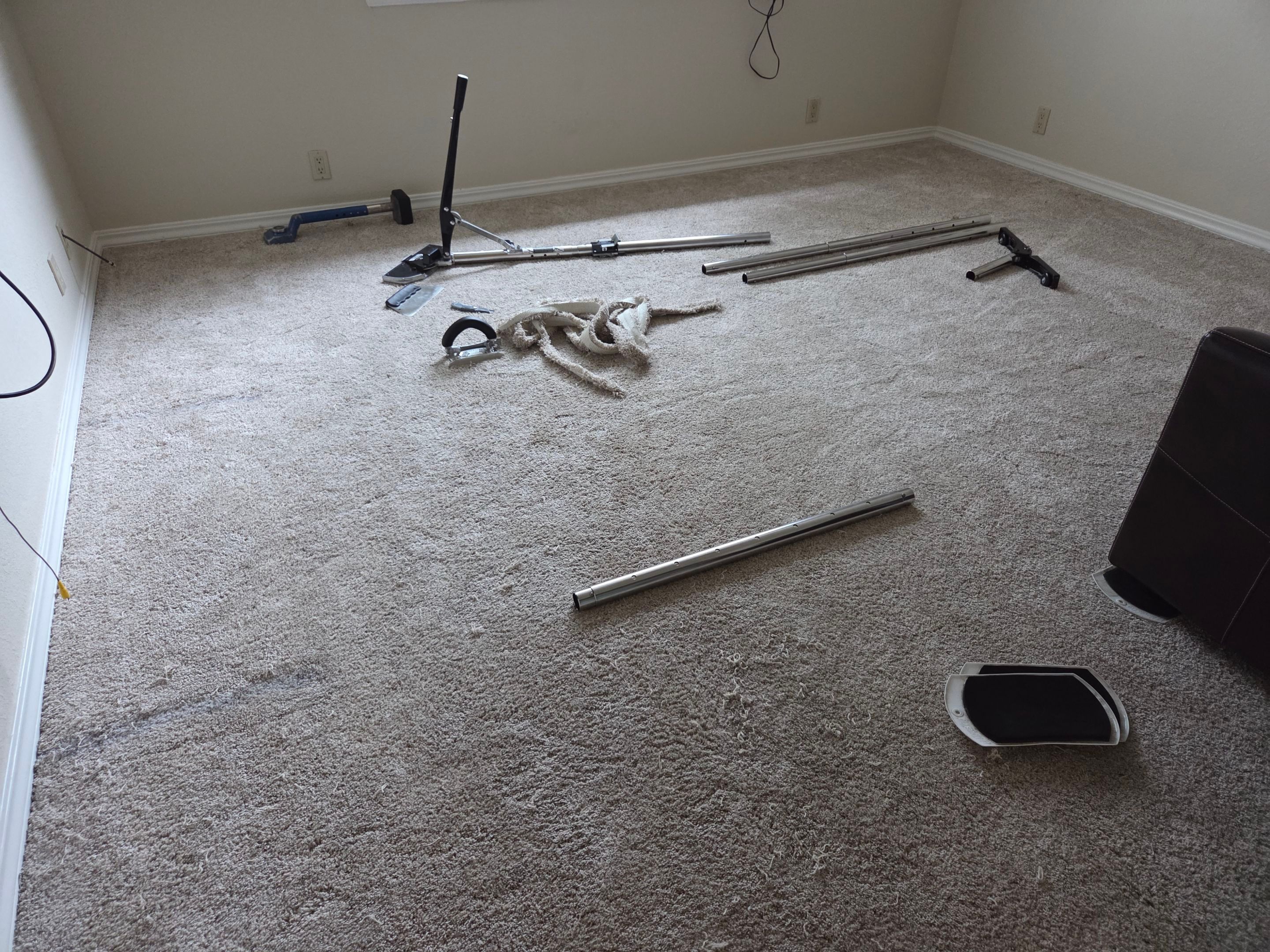 Carpet Re-stretch and Cleaning in Granite Bay by Ardent Carpet Restore LLC