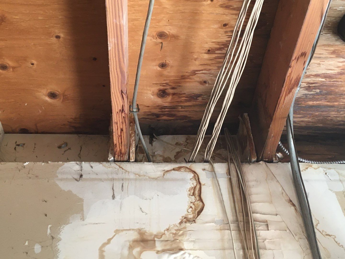 Spray foam and coatings inside commercial building HVAC well using Spray foam and coatings over existing BUR system by Straight Edge Roofing Inc