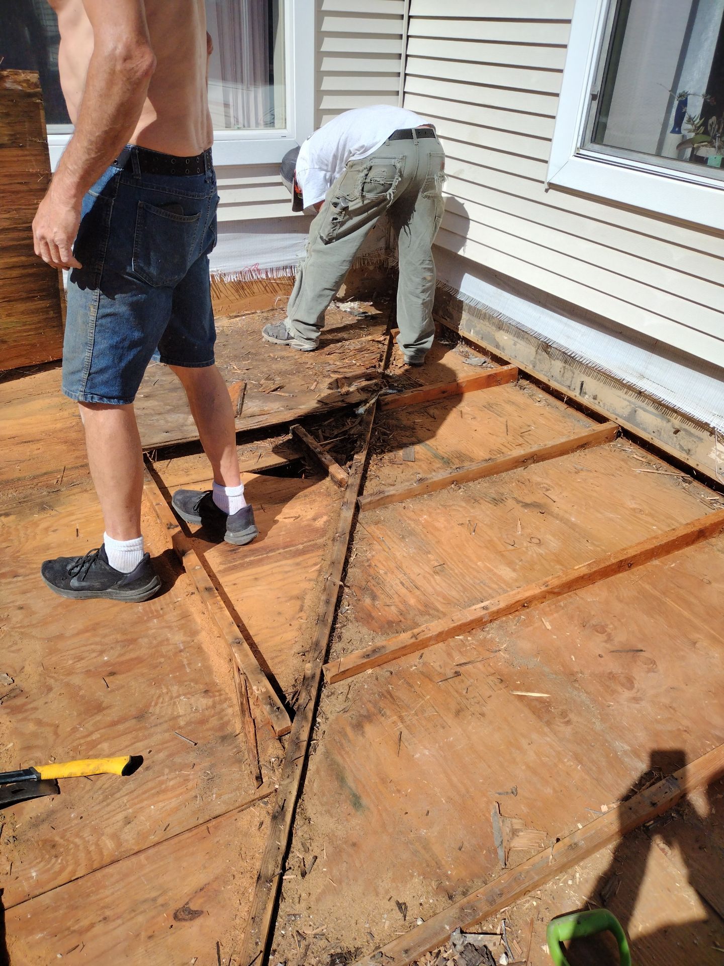 Dec-Tec Walkable Membrane using Dec-Tec (Color: Granite) by Orezona Building & Roofing Company, Inc.