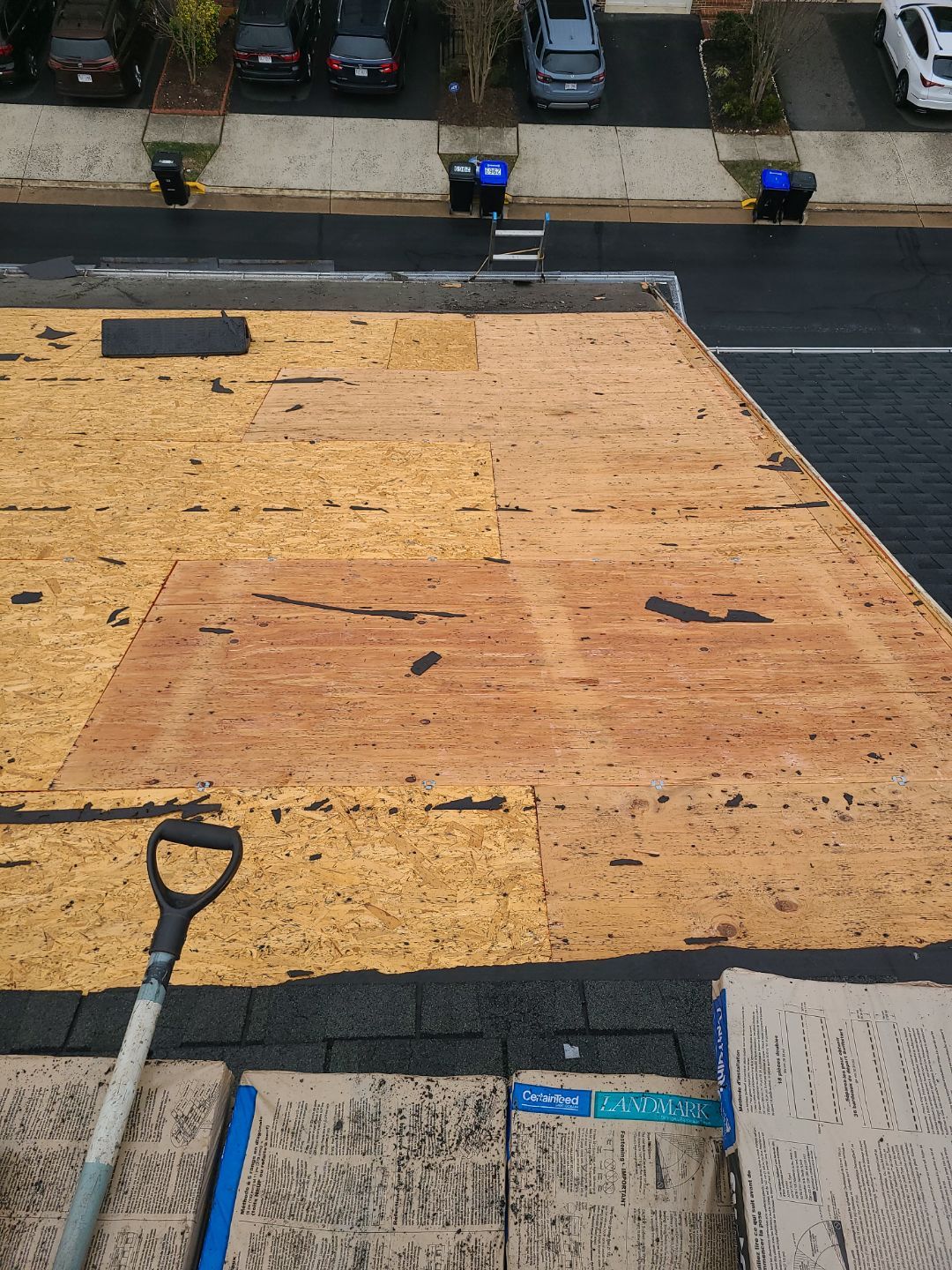 Fairfax: Residential Roof Replacement with CertainTeed Landmark in Charcoal Black by RM Banning, Inc.