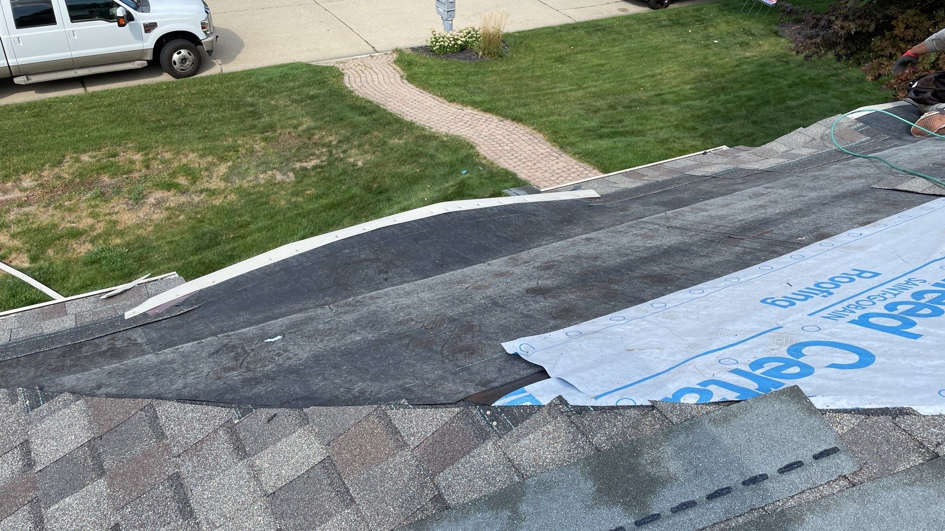 Roof Replacement using CertainTeed Landmark by 180 Contractors
