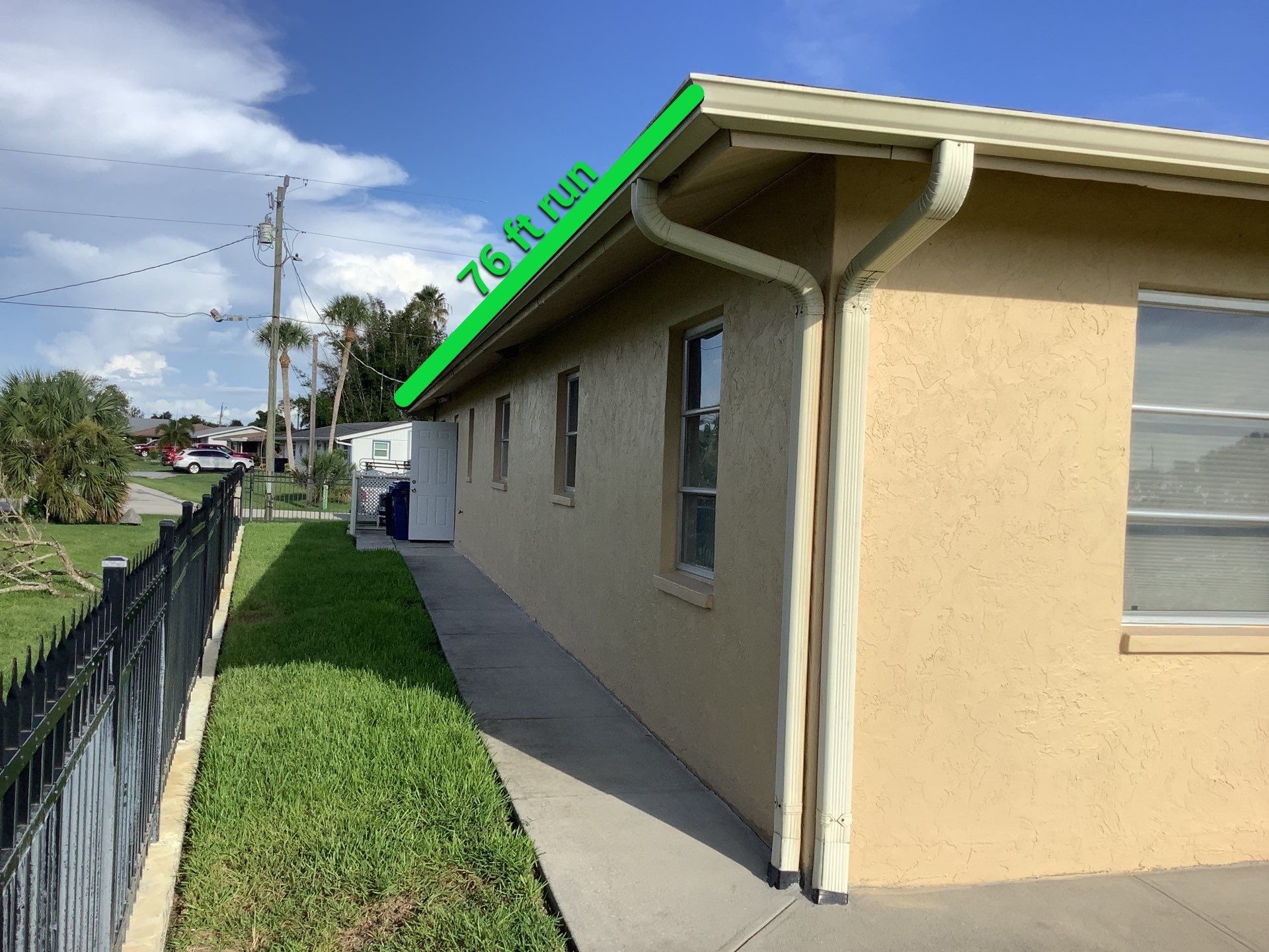 7-Inch Seamless Gutters for Heavy Rain Protection in Englewood FL by Gutter Professors