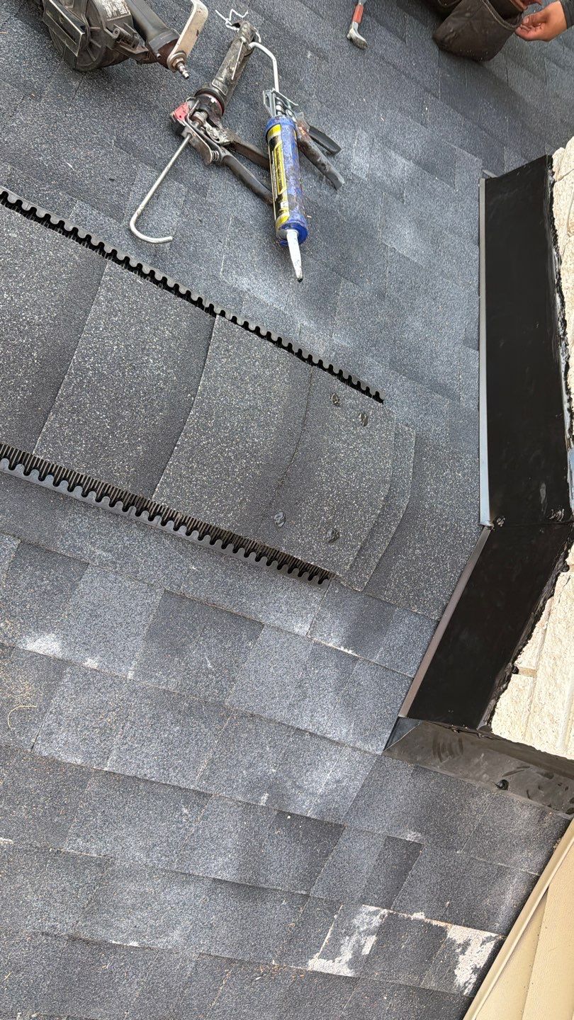 Roof Replacement using Owens Corning Onyx Black by 180 Contractors