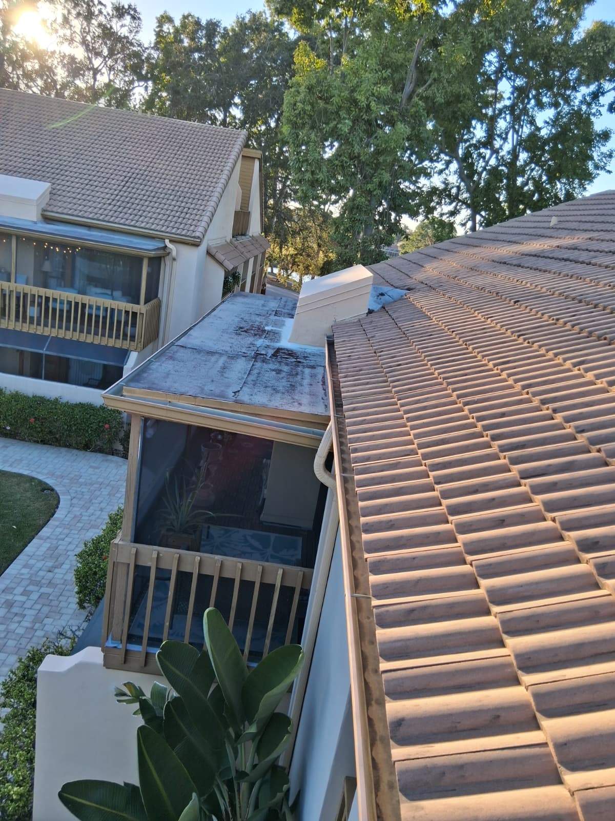 Gutter Cleaning Service in Sarasota FL by Gutter Professors