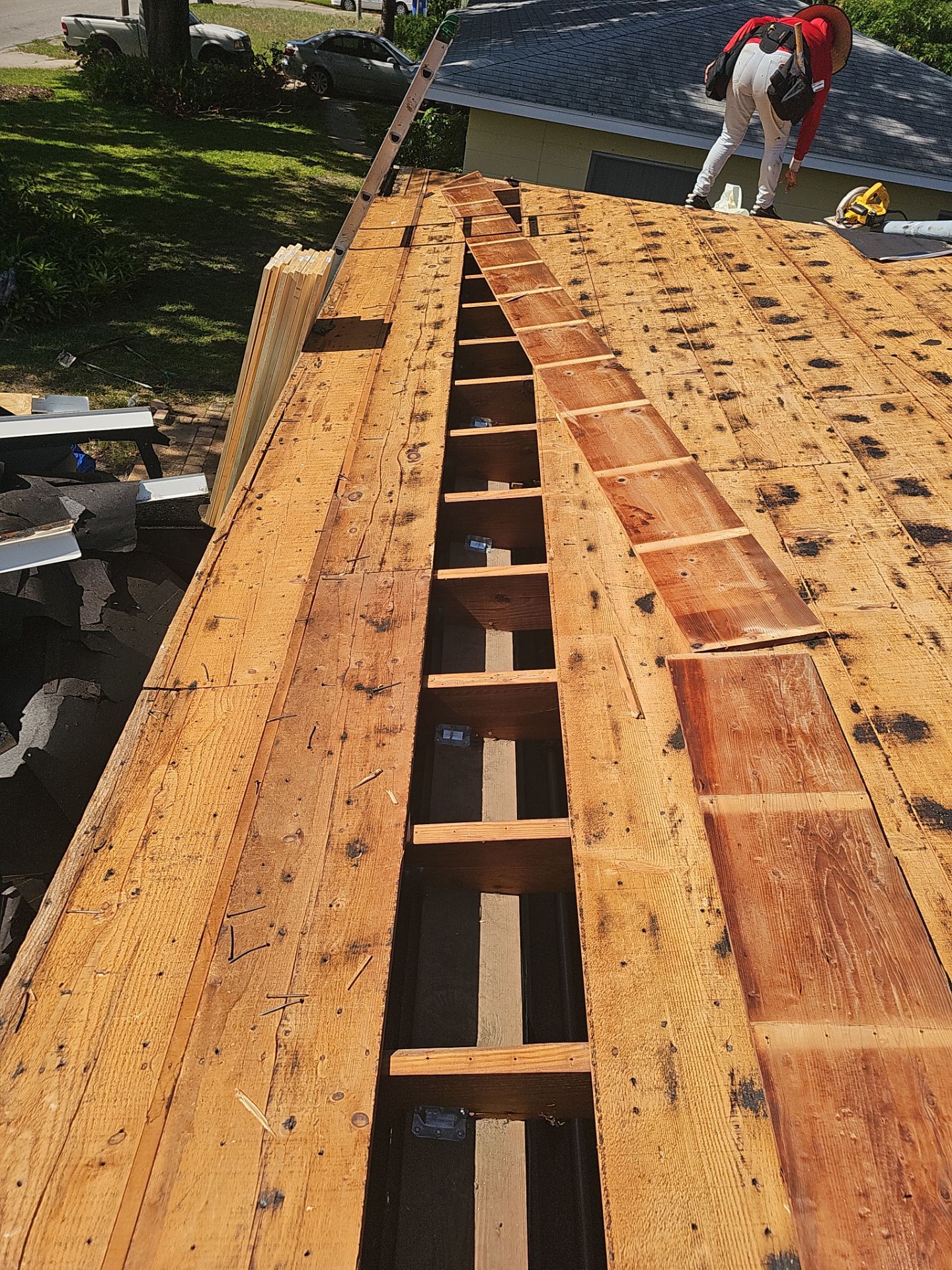 Project in St. Petersburg 33712  by Mitchell Roofing Company LLC 