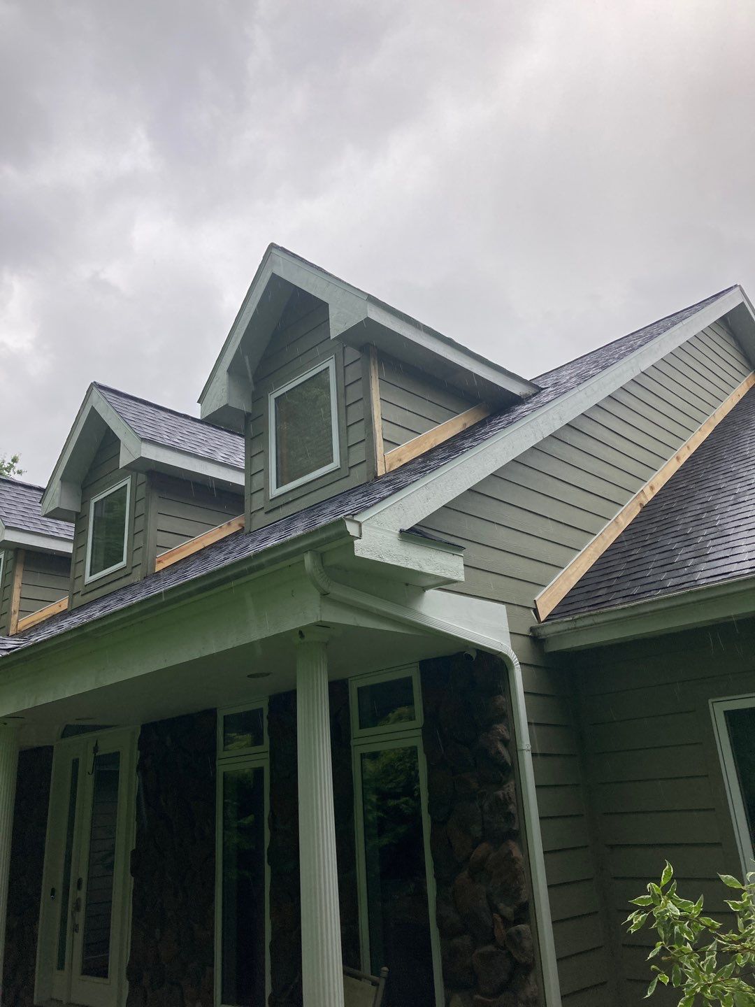 Roof Replacement using CertainTeed Landmark by 180 Contractors