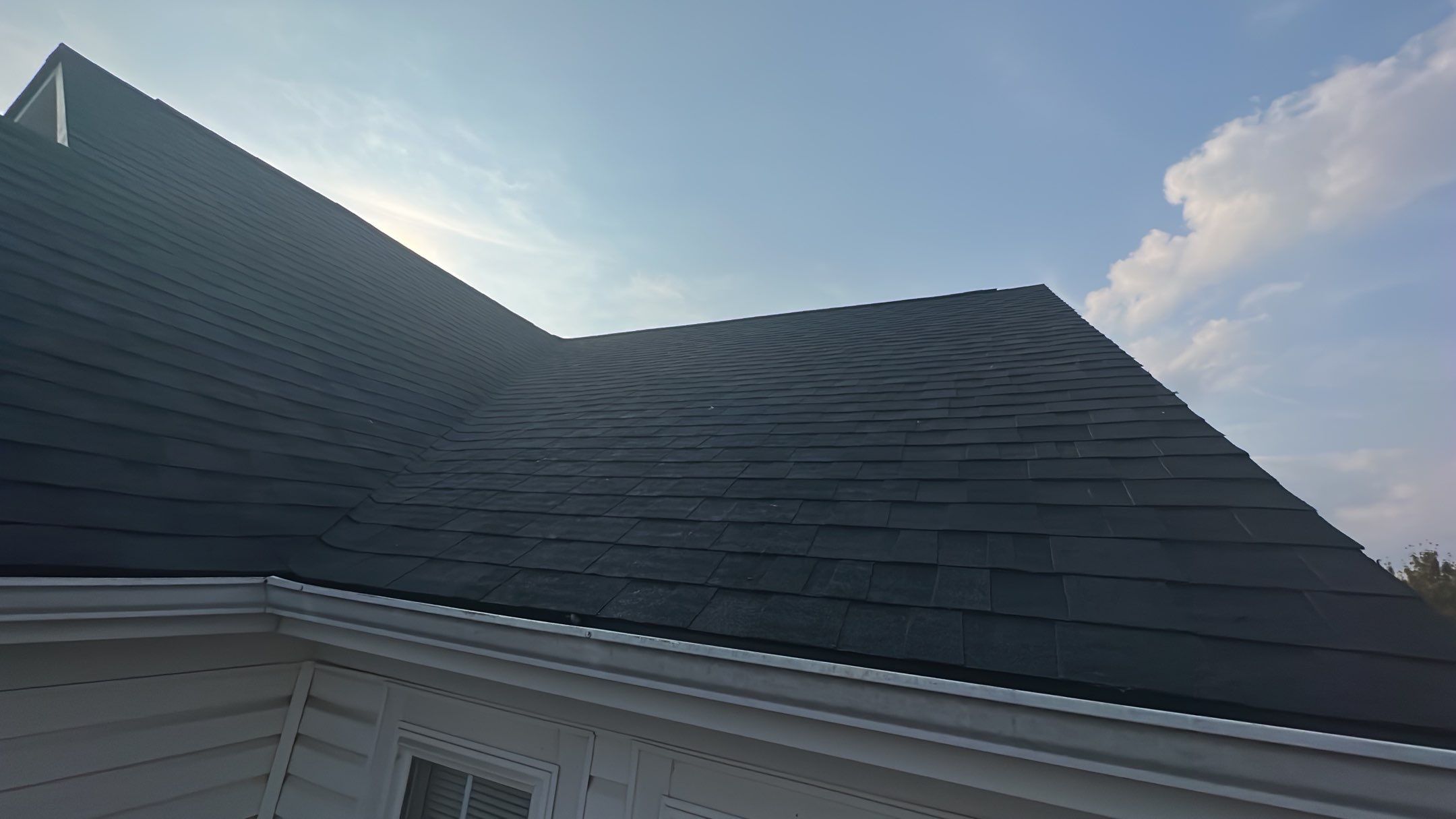 roof replacement using Onyx Black Durations by WIW Enterprises Inc