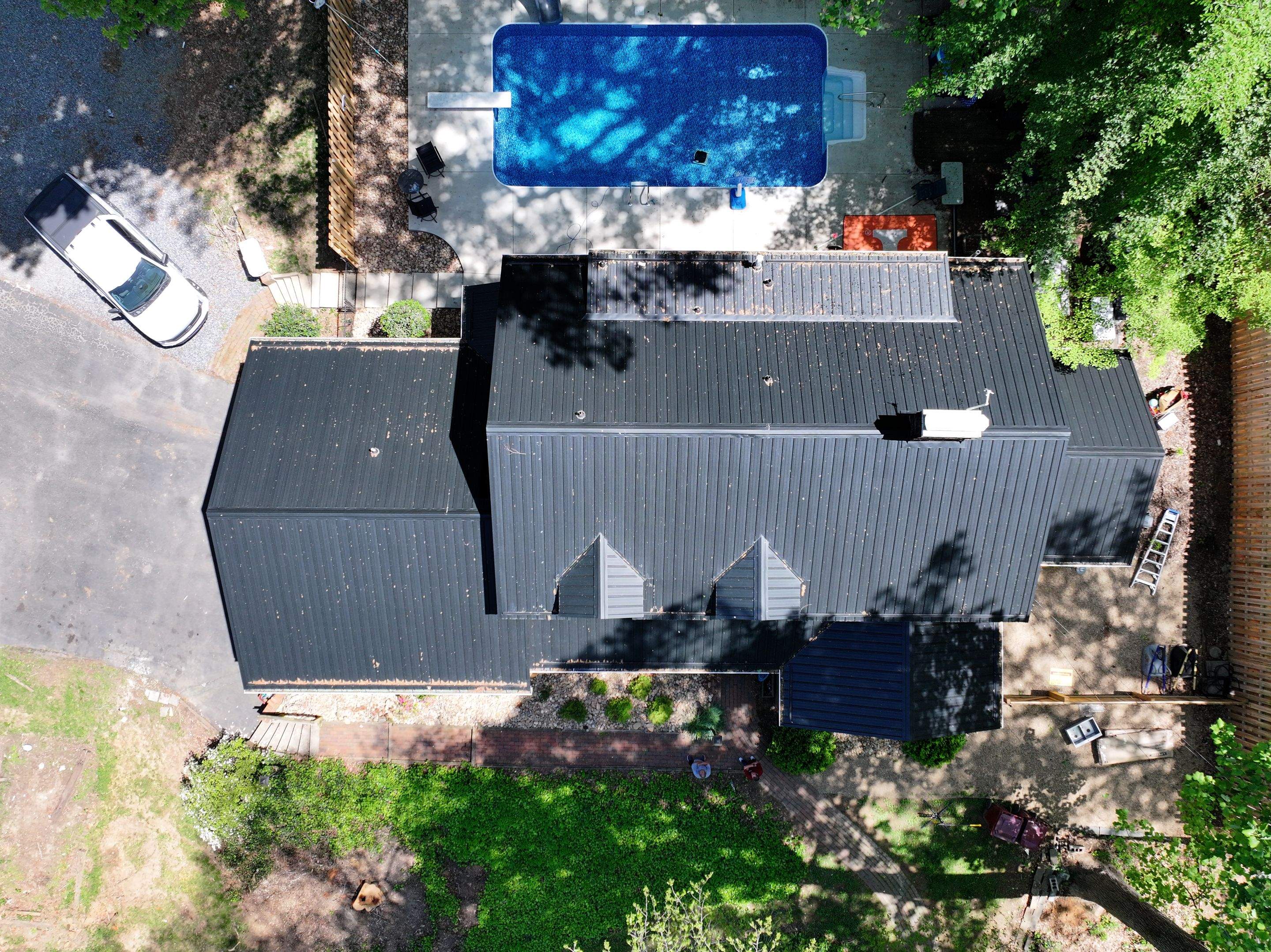 Pipkin Residence by Omnia Roofing