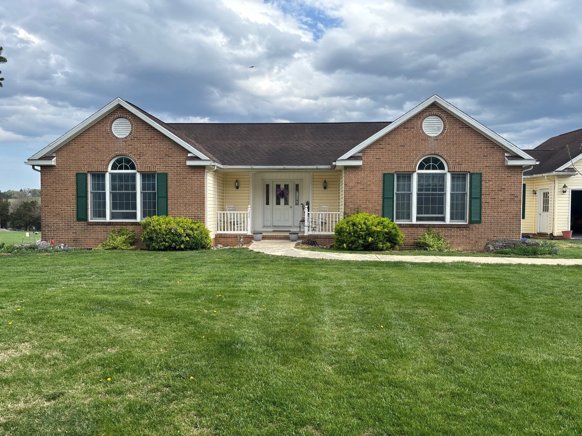Middletown Virginia Shingle Roof Replacement by TrueLine Roofing