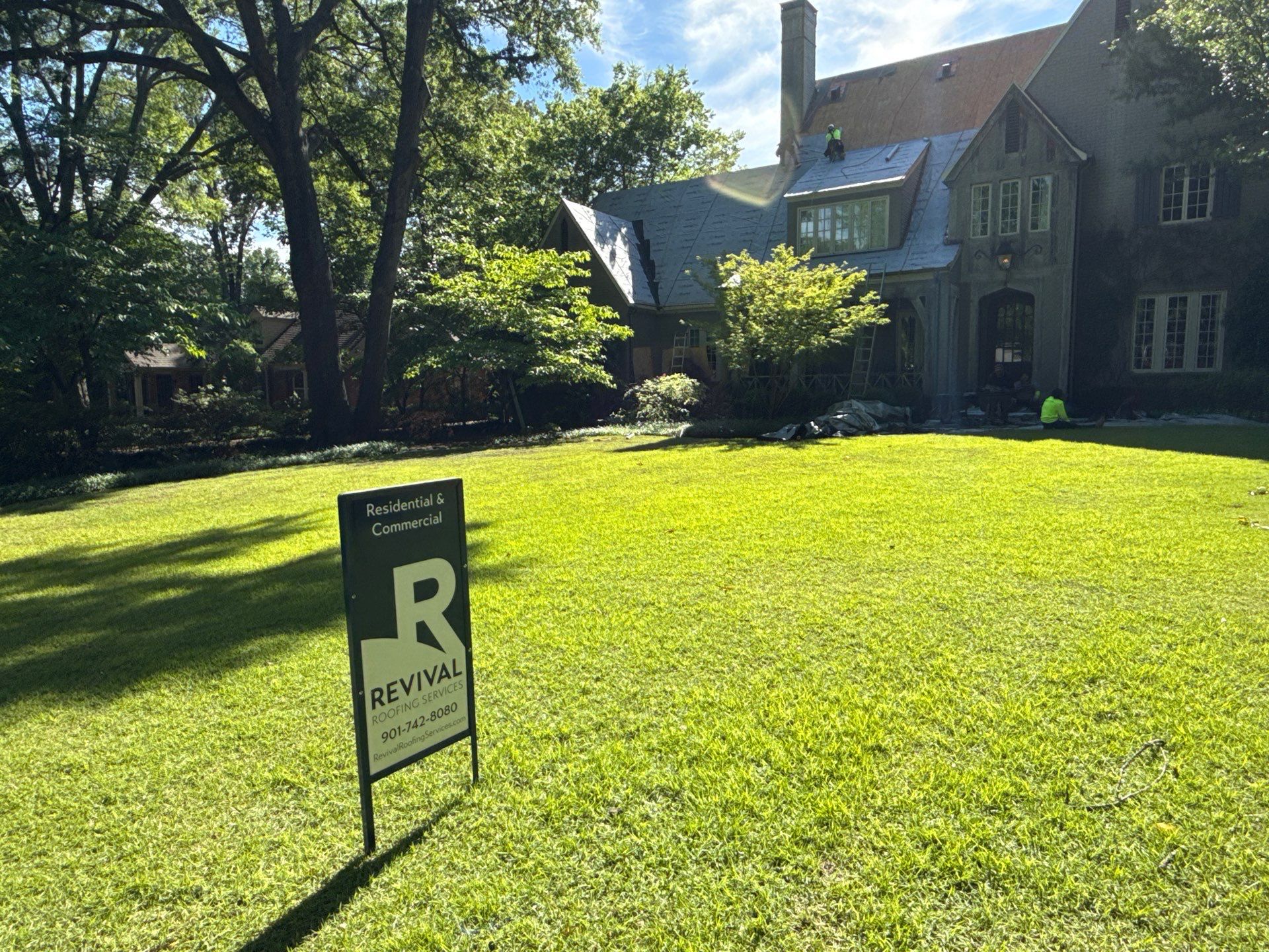 GAF Timberline HDZ Roof Replacement and Exterior Wood Repairs in Memphis by Revival Roofing Services