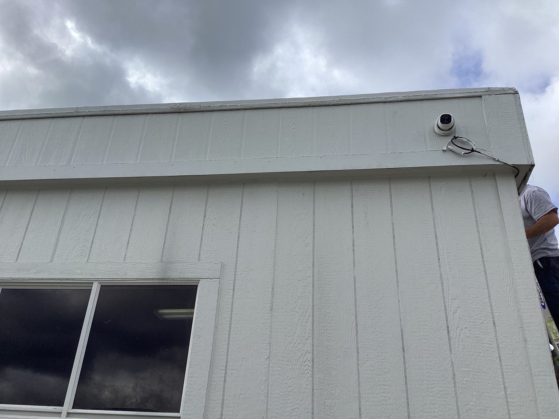 Commercial Gutters using Seamless Aluminum Gutters in Palmetto FL by Gutter Professors