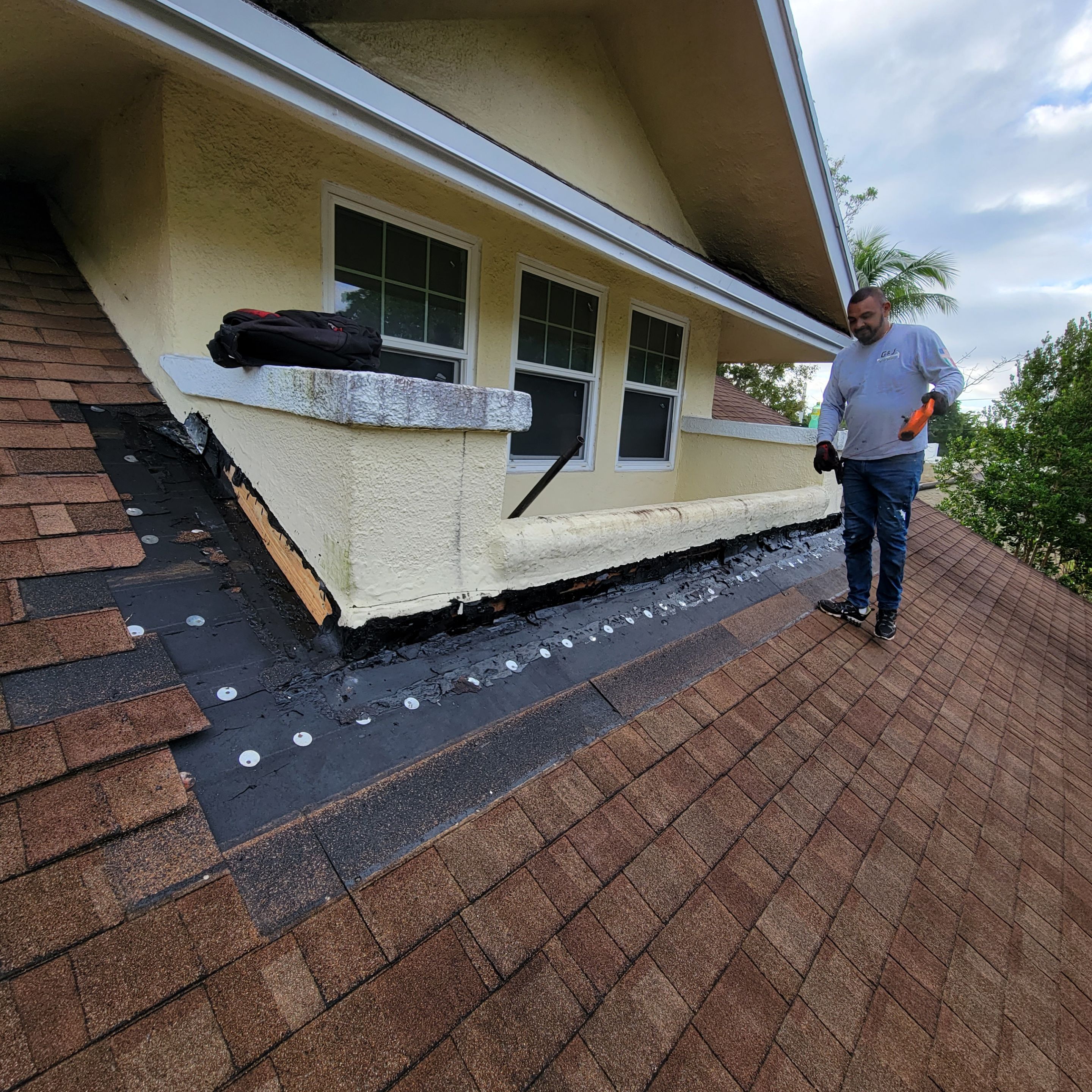 NE 5th Ave, Pompano Beach, FL by G&J Roofing 