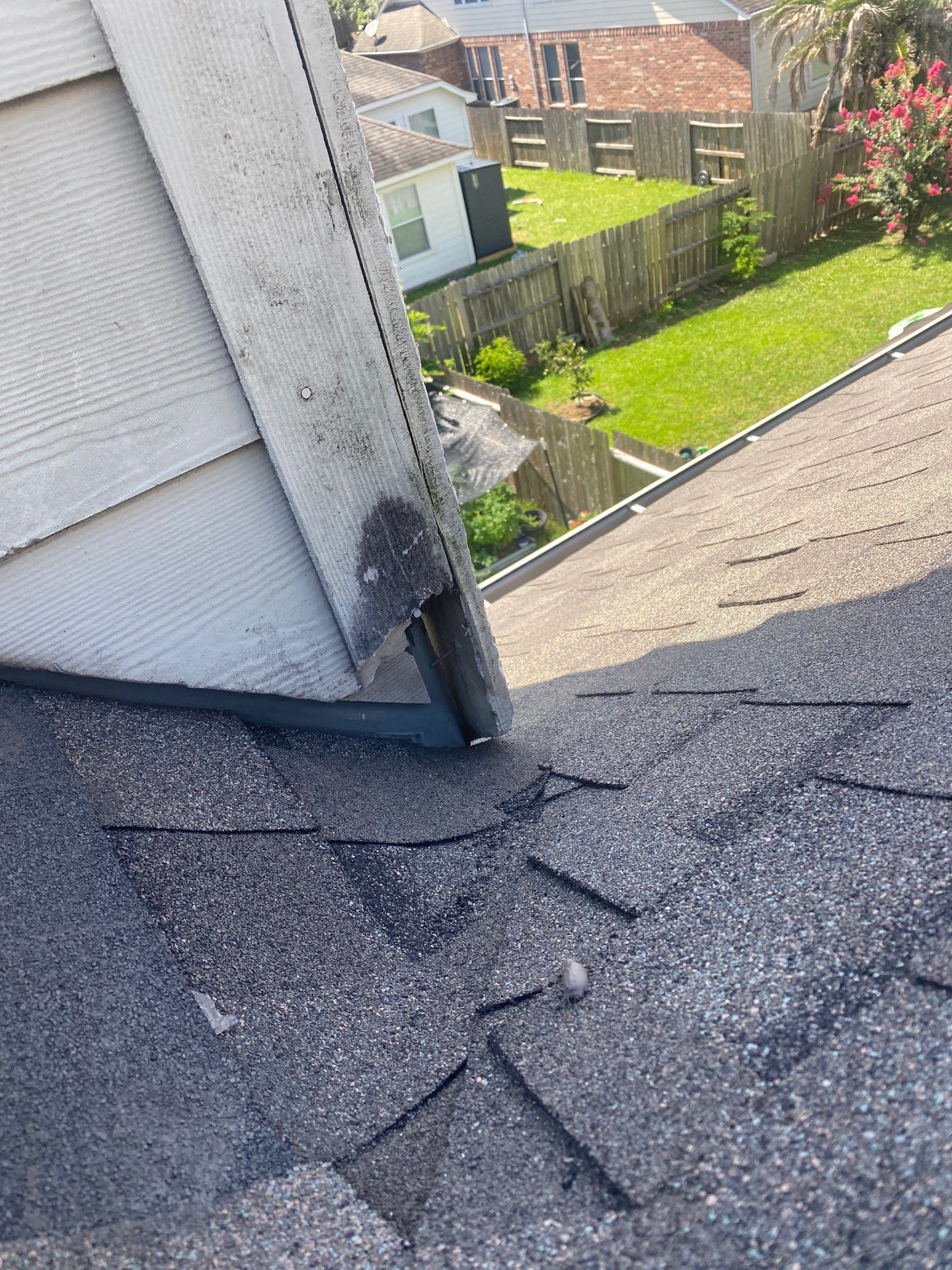 Hail Damage using Owen's Corning Duration (Lifetime) Shingles by Roof Repair Company
