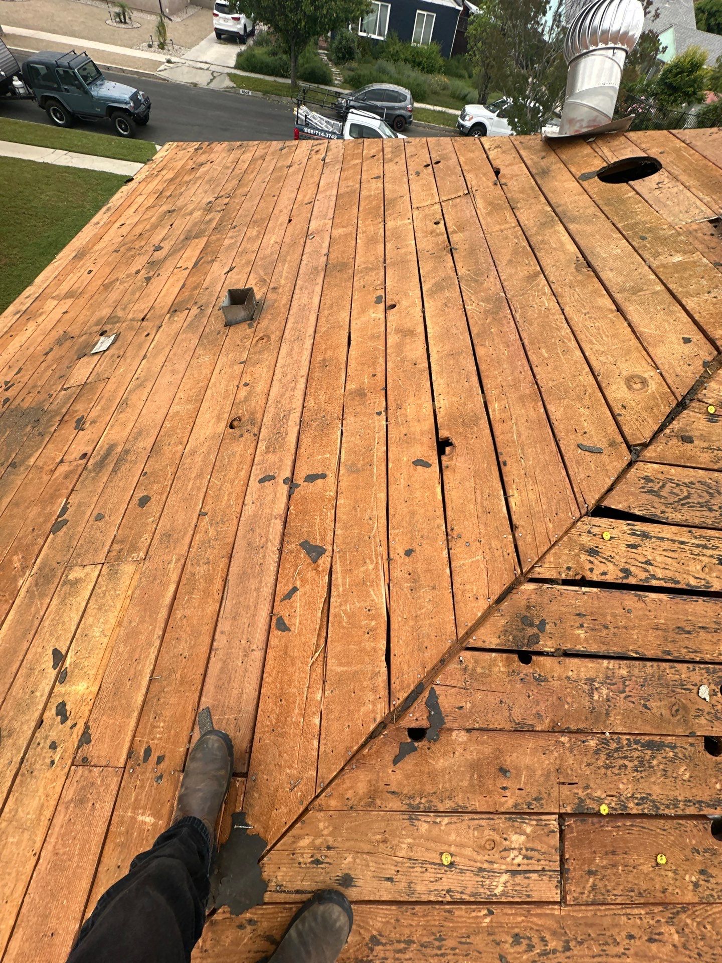 Roof Replacement - Los Angeles, CA 91335 by Epic Roof Replacement