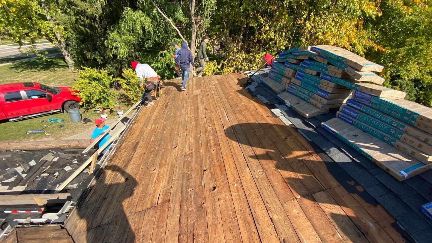 Roof Replacement using CertainTeed Landmark by 180 Contractors