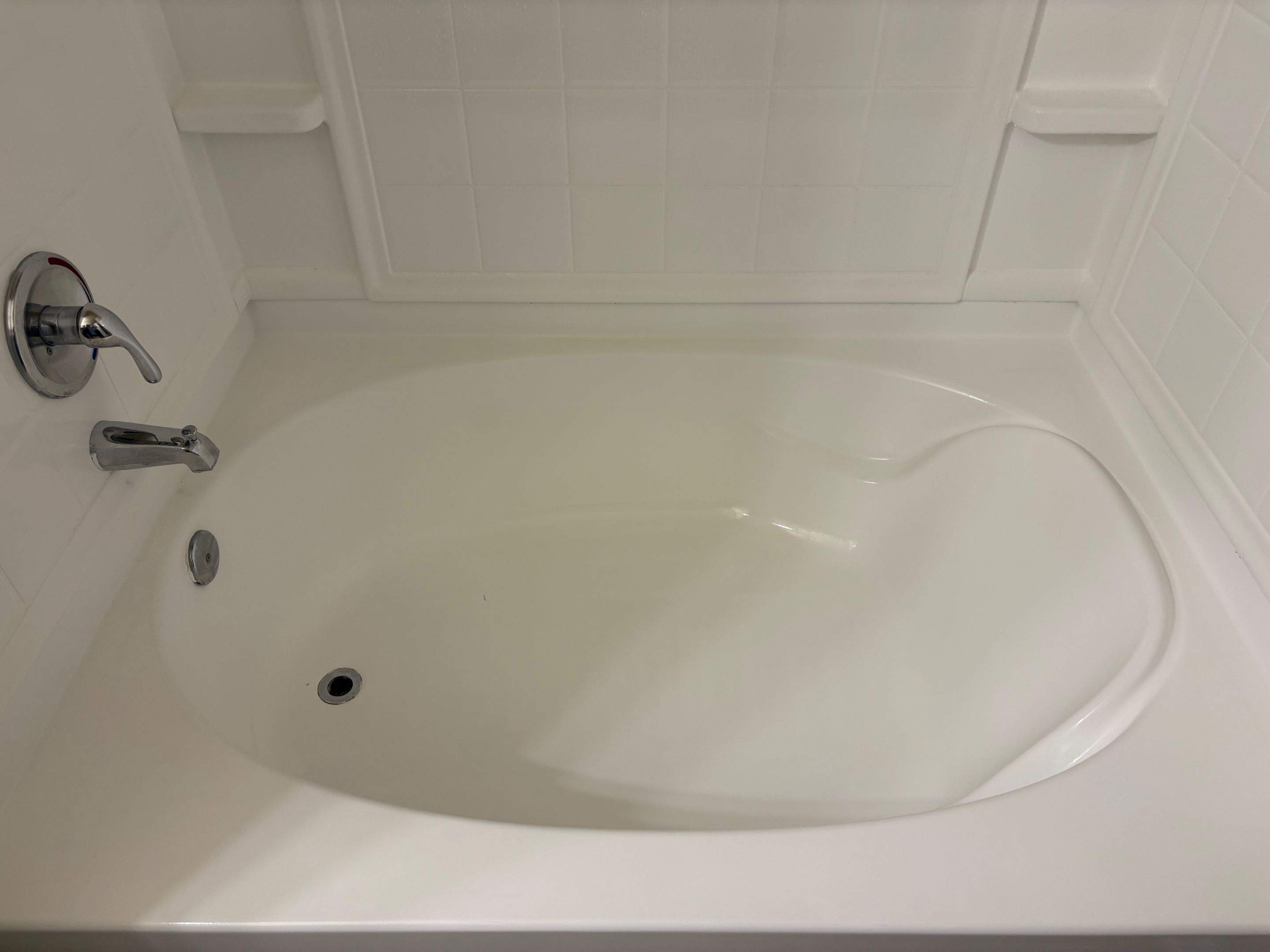 Bathtub Cosmetic Repair by Surface Experts - Cypress / North Katy