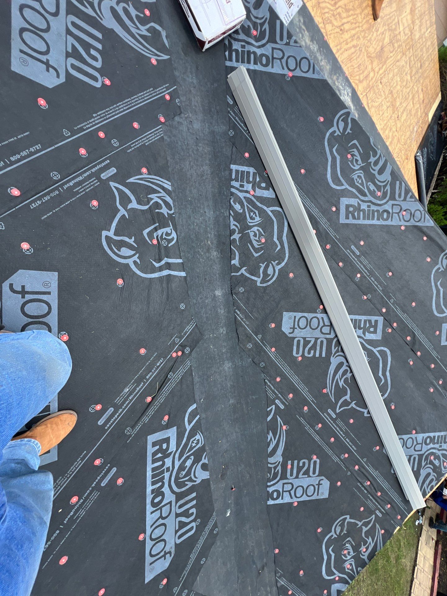 Residential Roofing Installation using Owen's Corning Duration (Lifetime) Shingles by Roof Repair Company