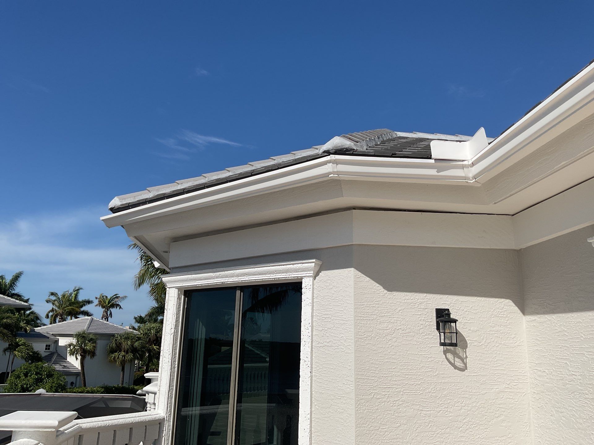 7-Inch Seamless Gutters for Heavy Rainfall in Cape Coral FL by Gutter Professors