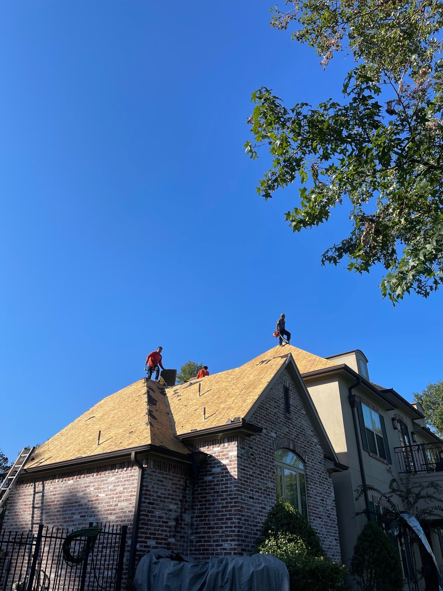 Residential Roofing Installation using Owen's Corning Duration (Lifetime) Shingles by Roof Repair Company