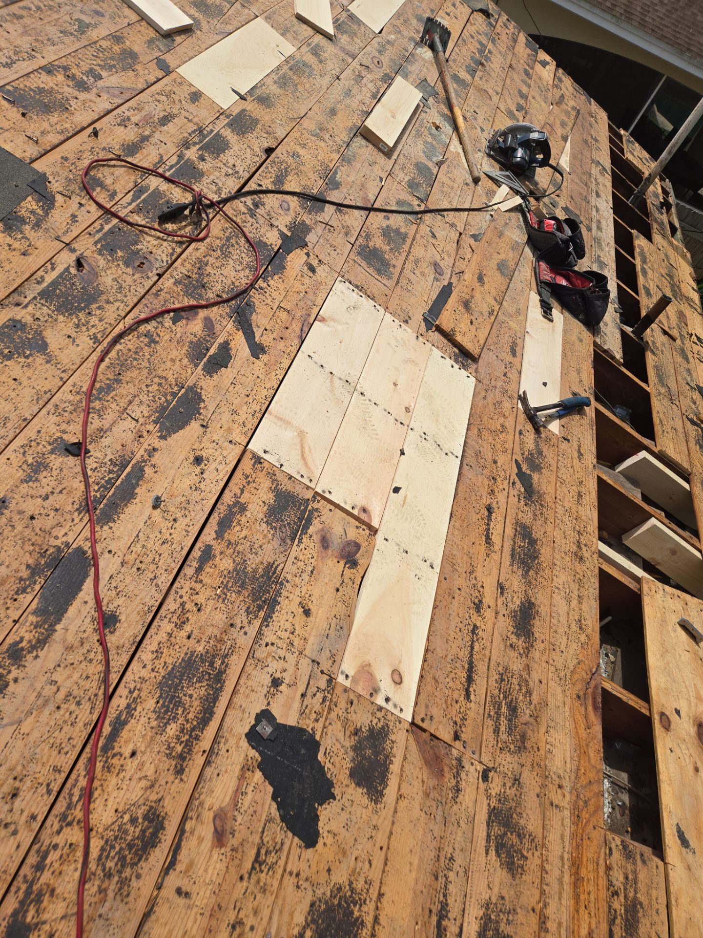 Project in St. Petersburg 33710 by Mitchell Roofing Company LLC 