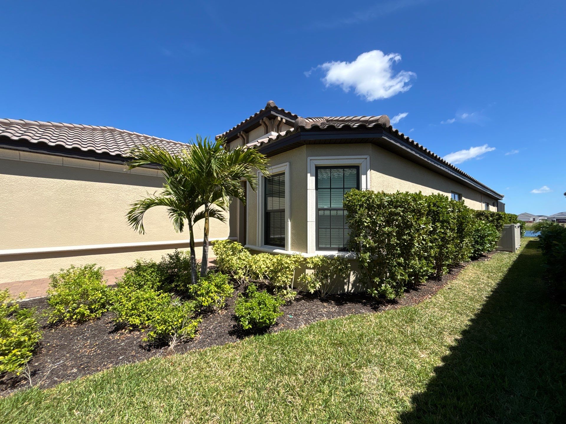 Premium 7-Inch Seamless Gutters in Lakewood Ranch FL by Gutter Professor by Gutter Professors