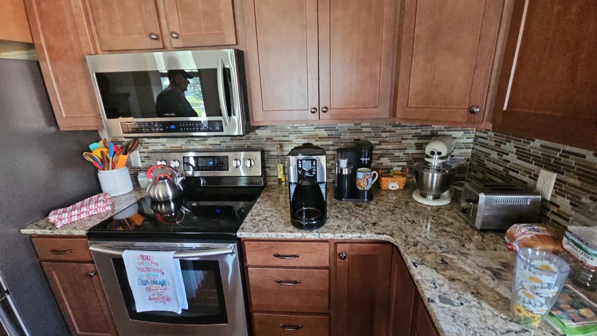 Kitchen Under and Upper Cabinet Lighting  by Abe Electric 