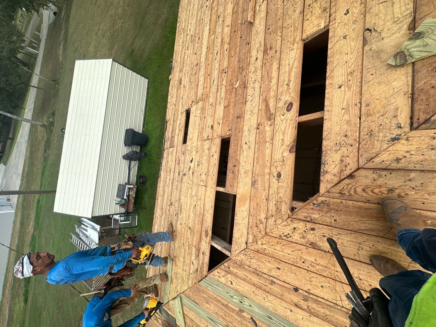 Residential Roofing Installation using Owen's Corning Duration (Lifetime) Shingles by Roof Repair Company