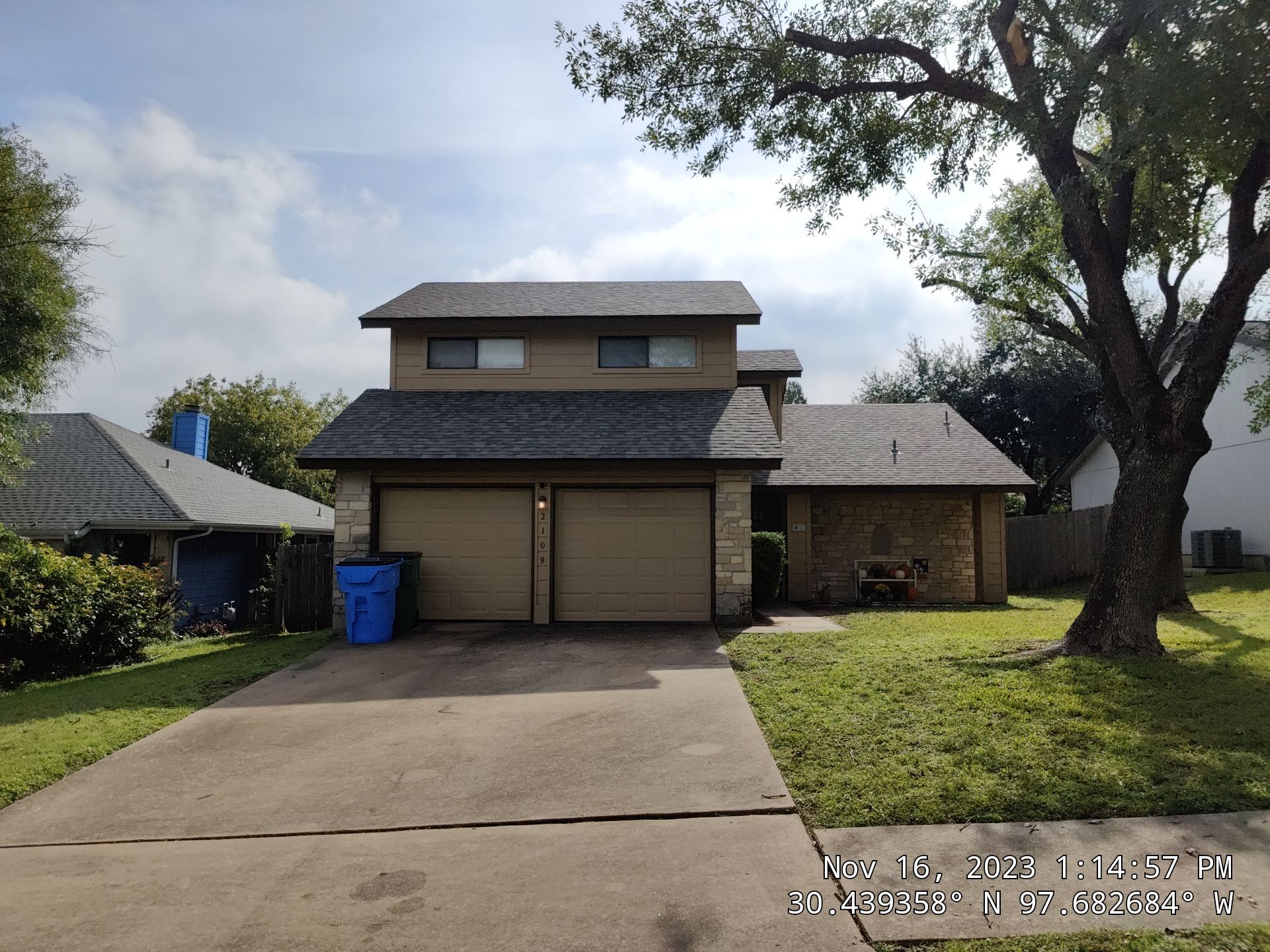 Residential Roofing Installation using Owens Corning Driftwood by DeZign Roofing & Exteriors