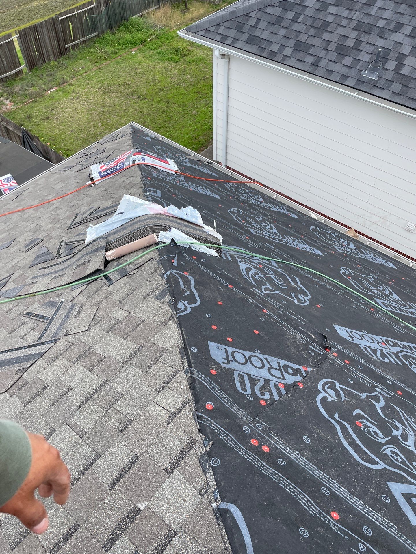 Residential Roofing Installation using Owen's Corning Duration (Lifetime) Shingles by Roof Repair Company