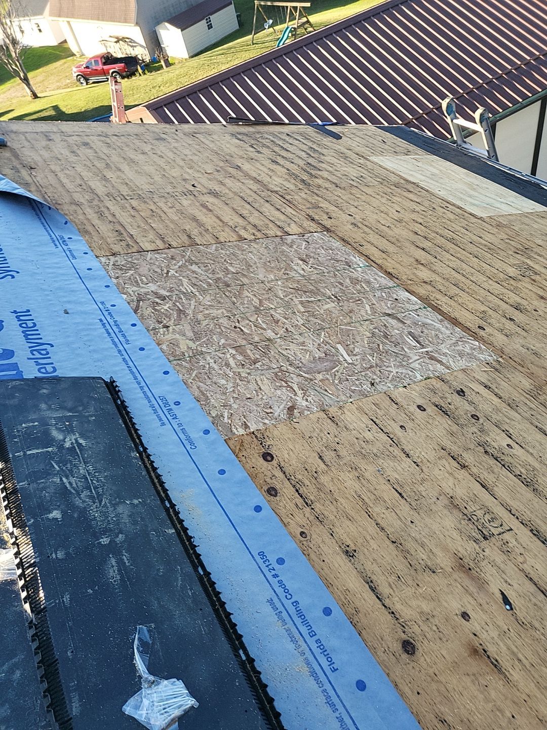 ATLAS PINNACLE COLOR: BURNT HICKORY DRIP EDGE: MUSKET BROWN by Eagle Eye Roofing