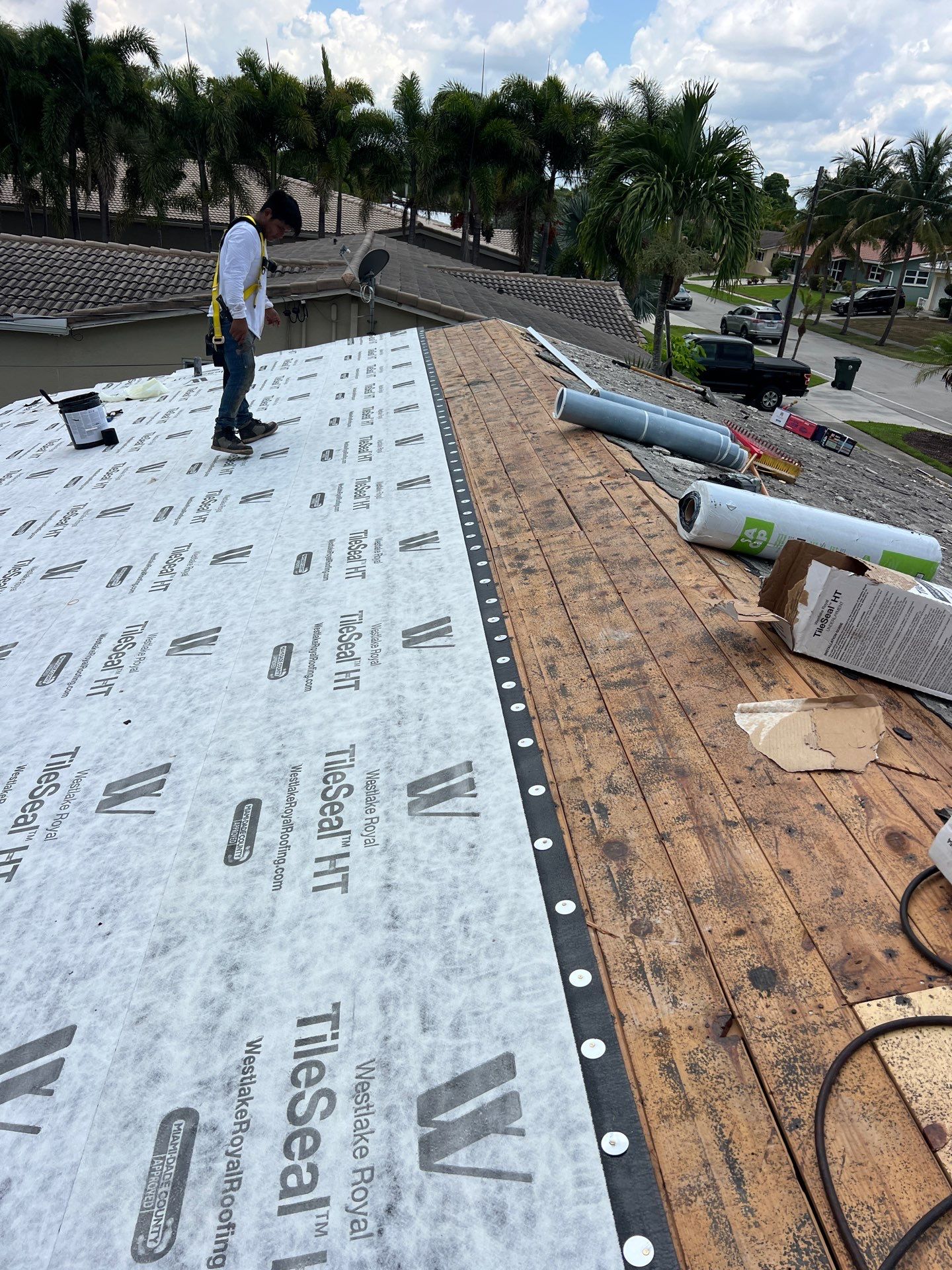 New Tile Roof & Flat Roof Installation in Boca Raton β Durable, Stylish & Weather-Resistant by Aastro Roofing