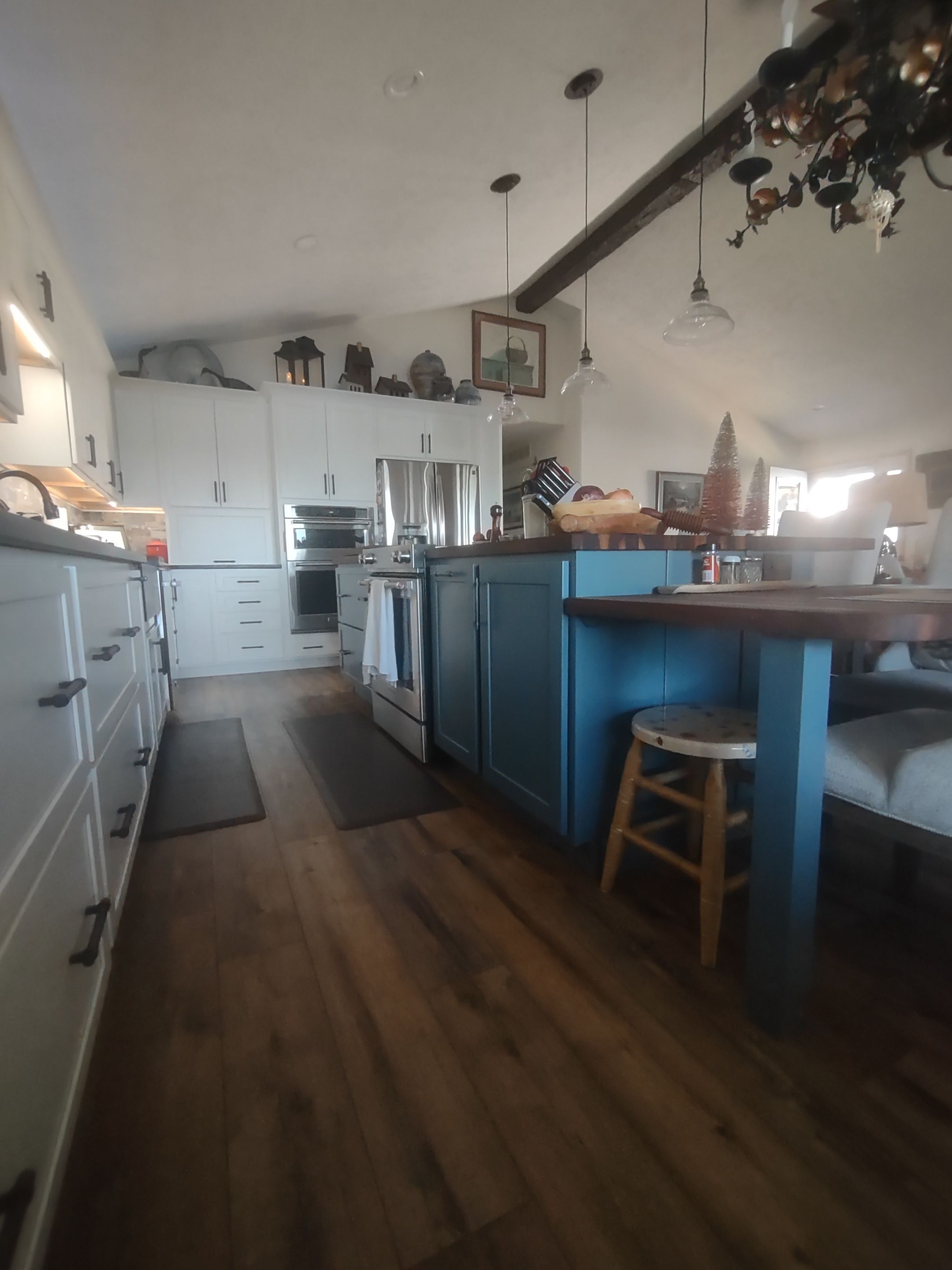 Mike & Mitzi Barnes  by Kitchen Works LLC