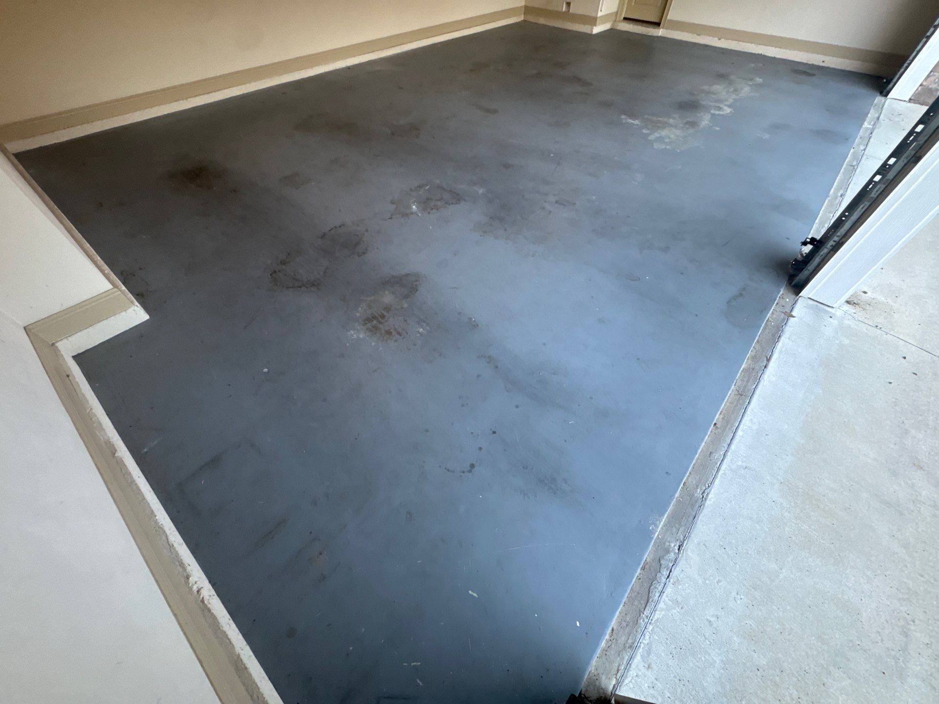 Garage in Gainesville, FL in Denim by Cross Creek Concrete Coatings