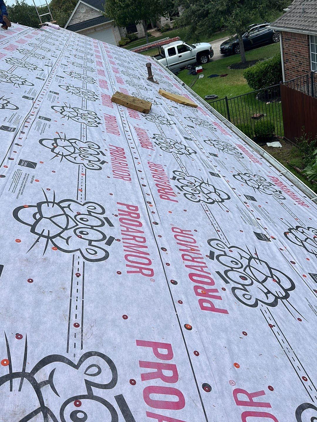 Residential Roofing Installation using Owen's Corning Duration (Lifetime) Shingles by Roof Repair Company