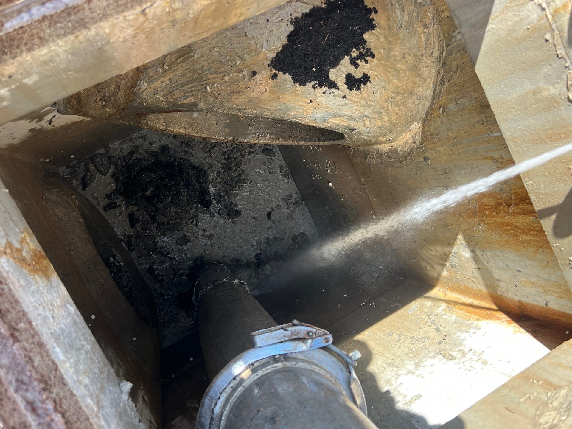 New Construction Apartment Complex Stormwater System and Sewer System Cleaning by Don Mar, Inc. Storm Water Solutions