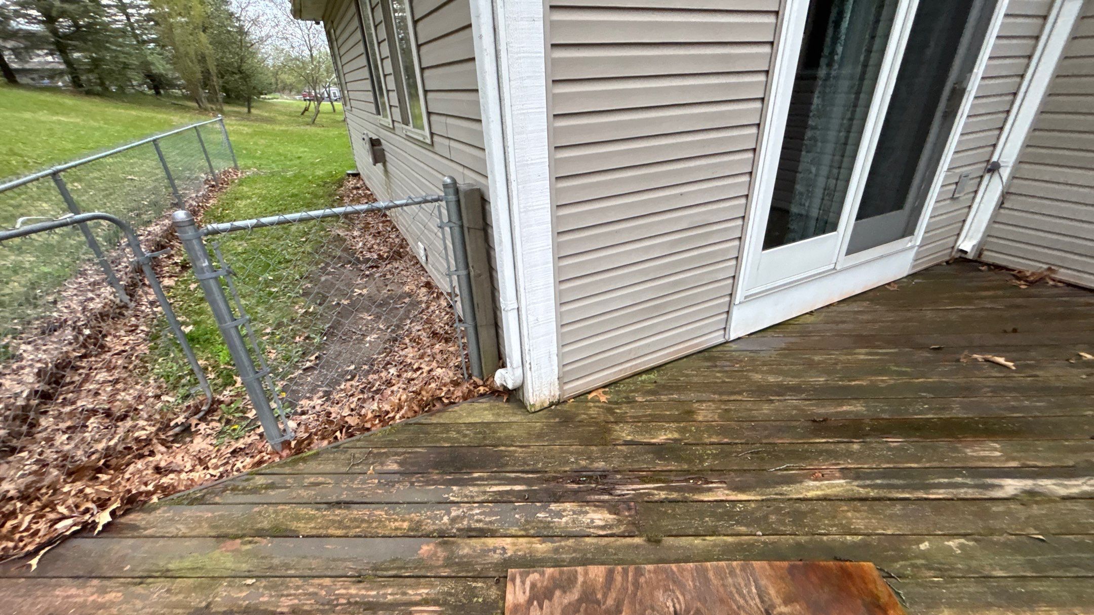 Roof Replacement using Malarkey Vista Brilliant Black by 180 Contractors