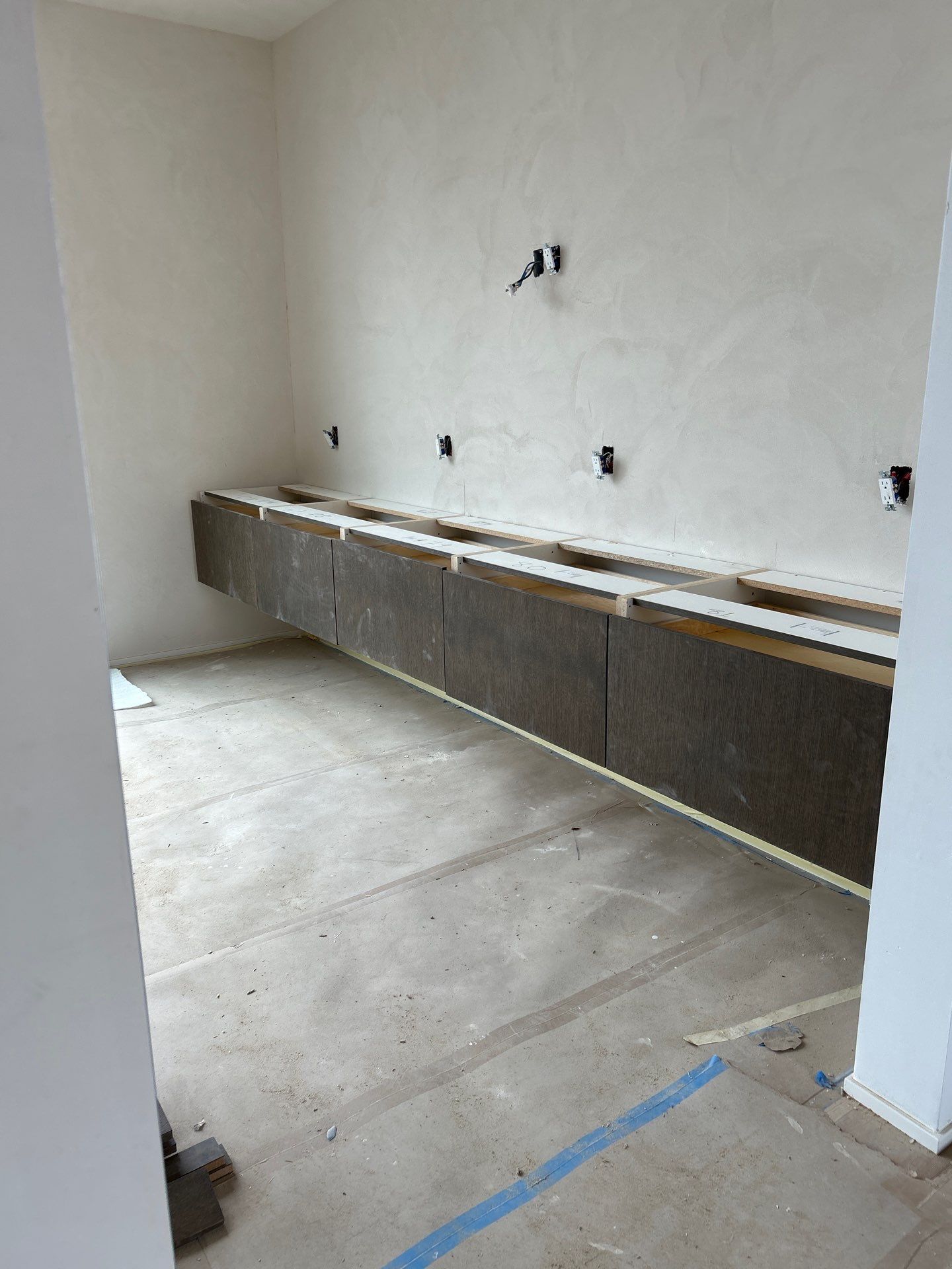 Denver Kitchen, Bath, Home Entertainment, and Closet Install by Concept 32, Inc.