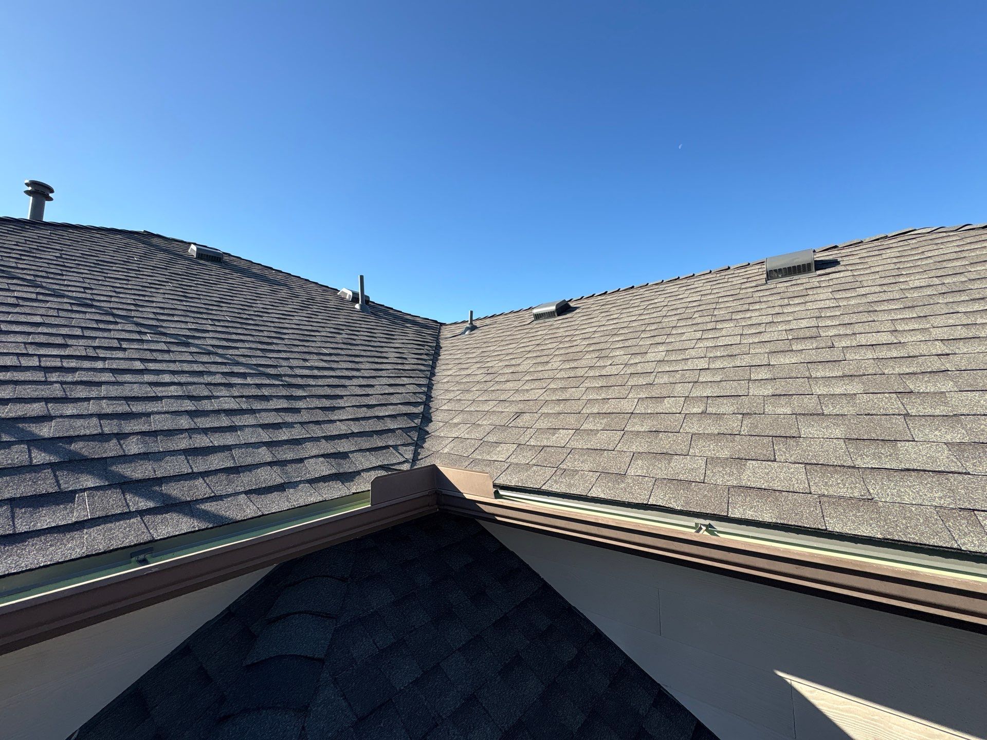 Residential Roof Replacement using GAF NATURAL SHADOW - WEATHERED WOOD by Elite Roofing LLC