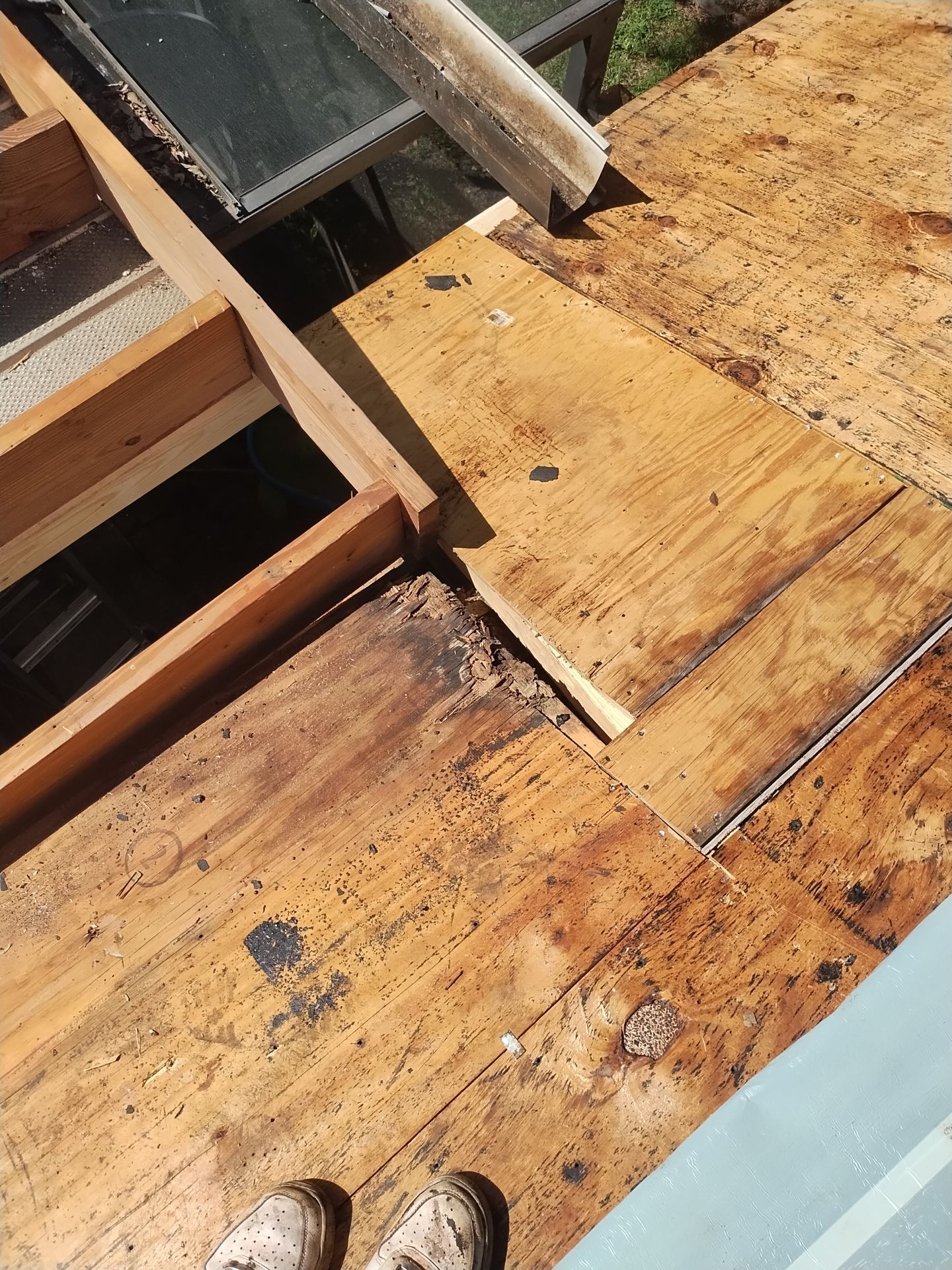 Project in Largo 33774 by Mitchell Roofing Company LLC 
