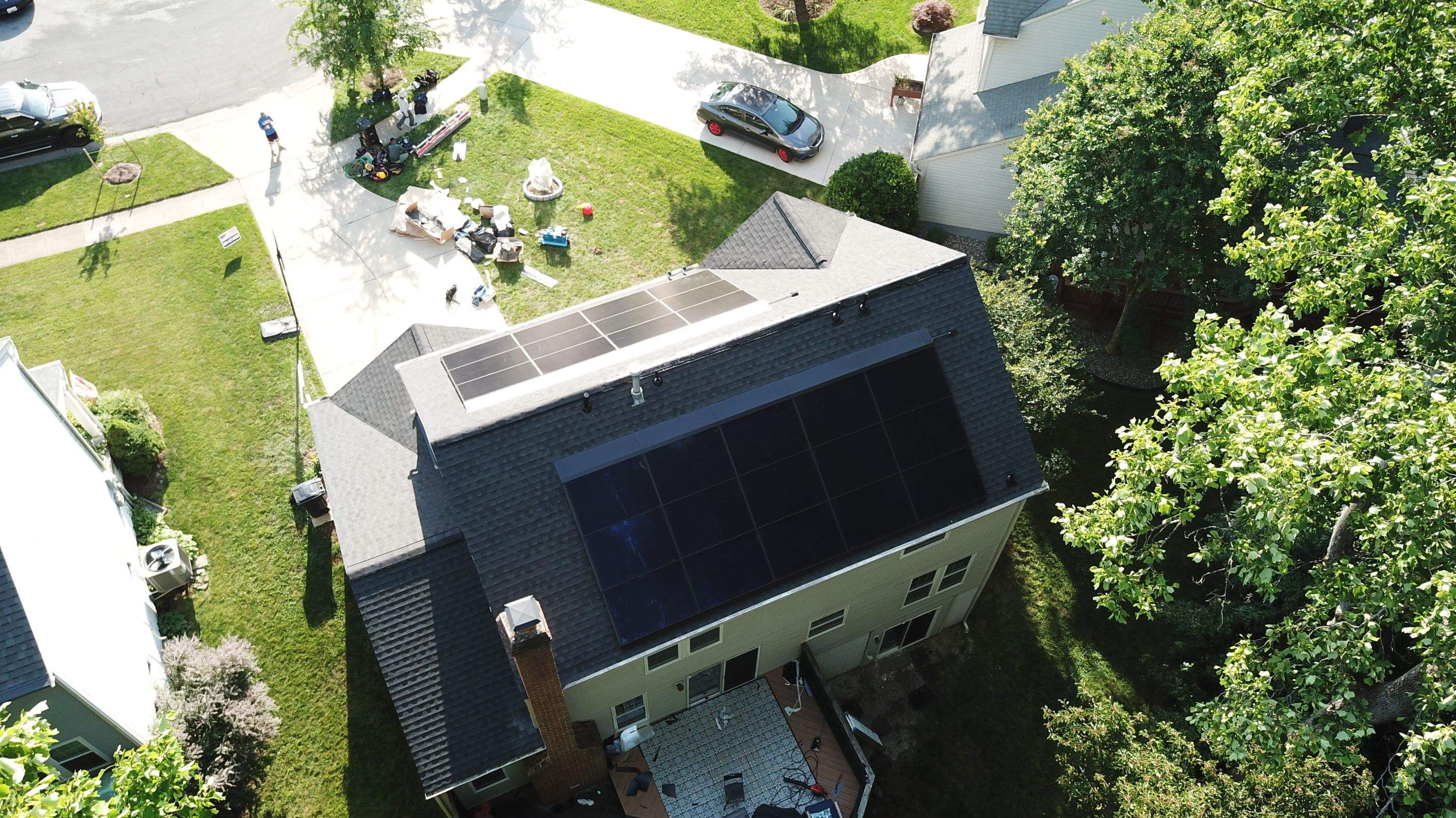Exterior Home Makeover using GAF Timberline HDZ, GAF Decotech, and James Hardie Siding by American Home Contractors